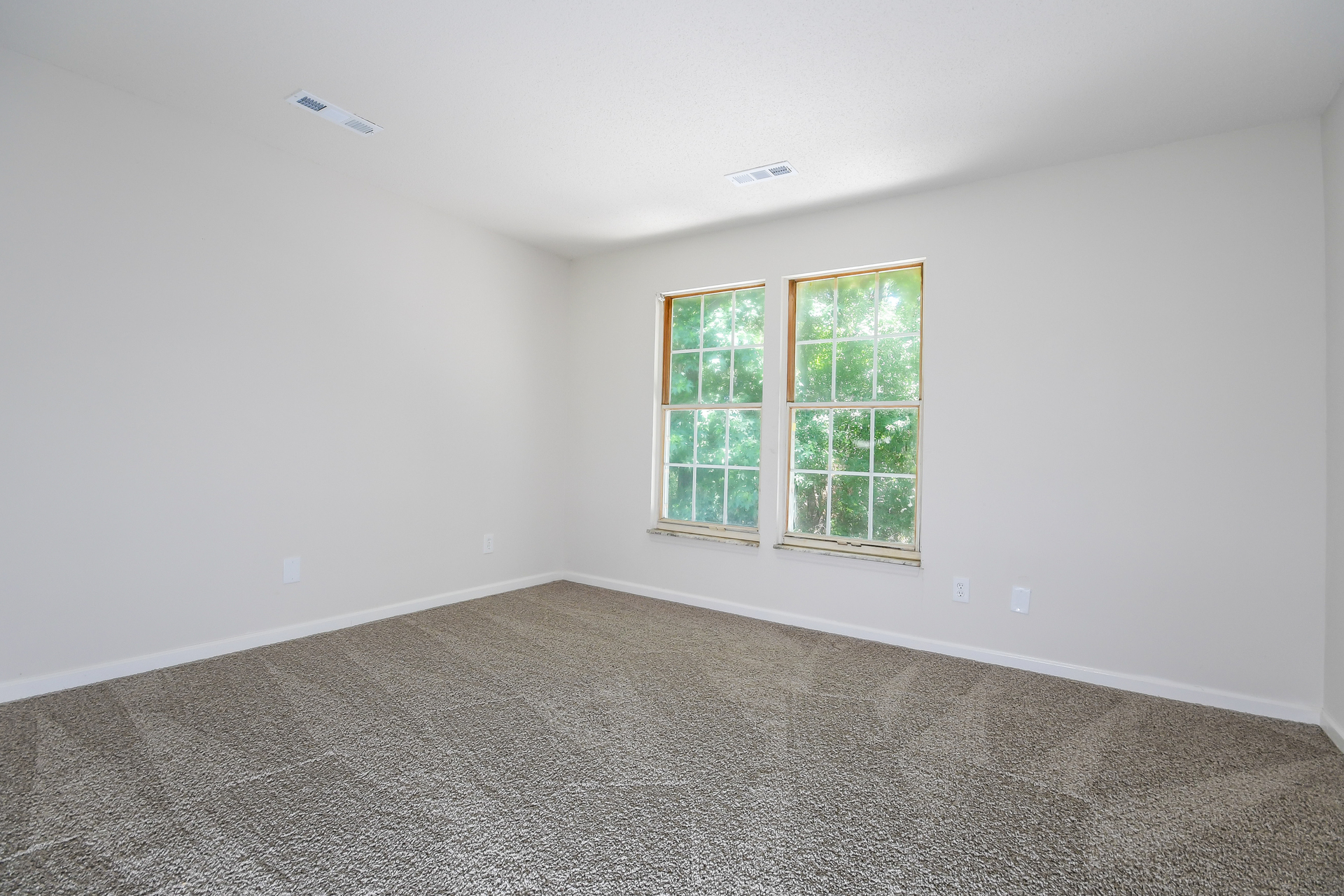 Photo 16 of 22 of 343 Damascus Dr, Summerville, SC