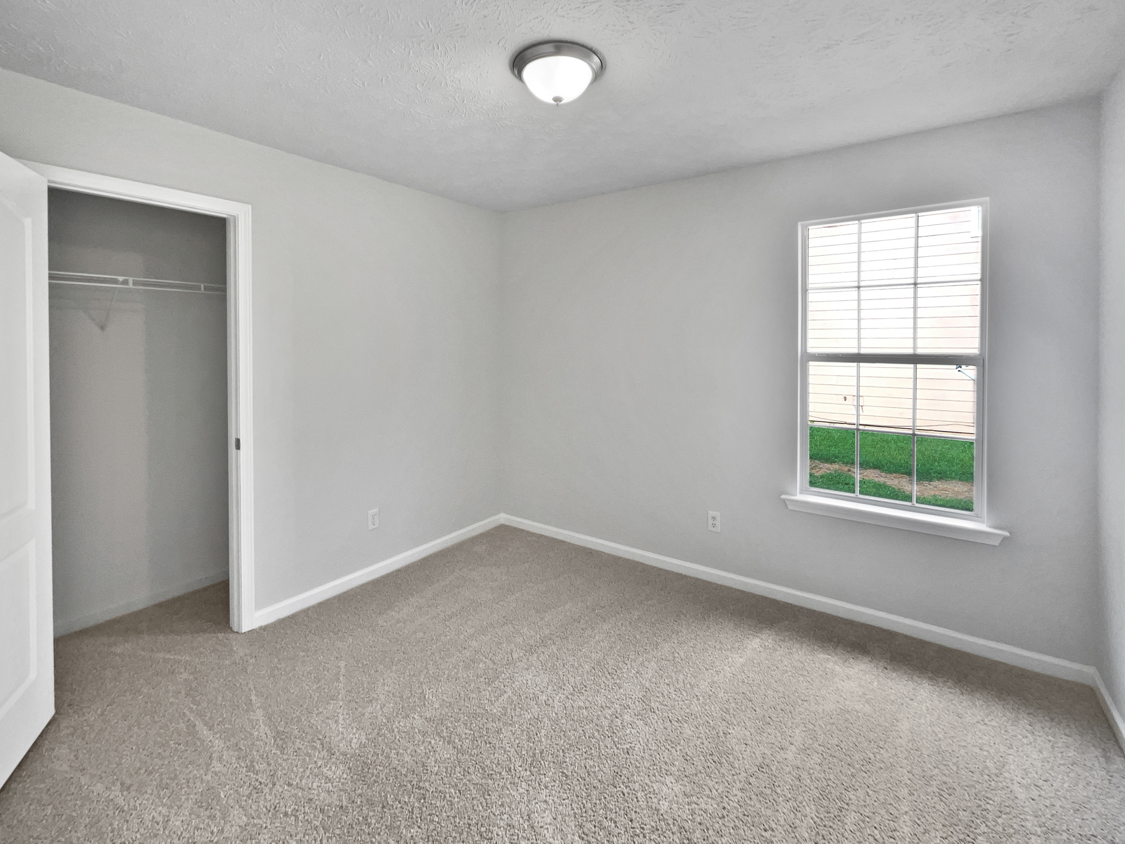 Photo 18 of 25 of 834 Pine Shoals Ct, Atlanta, GA
