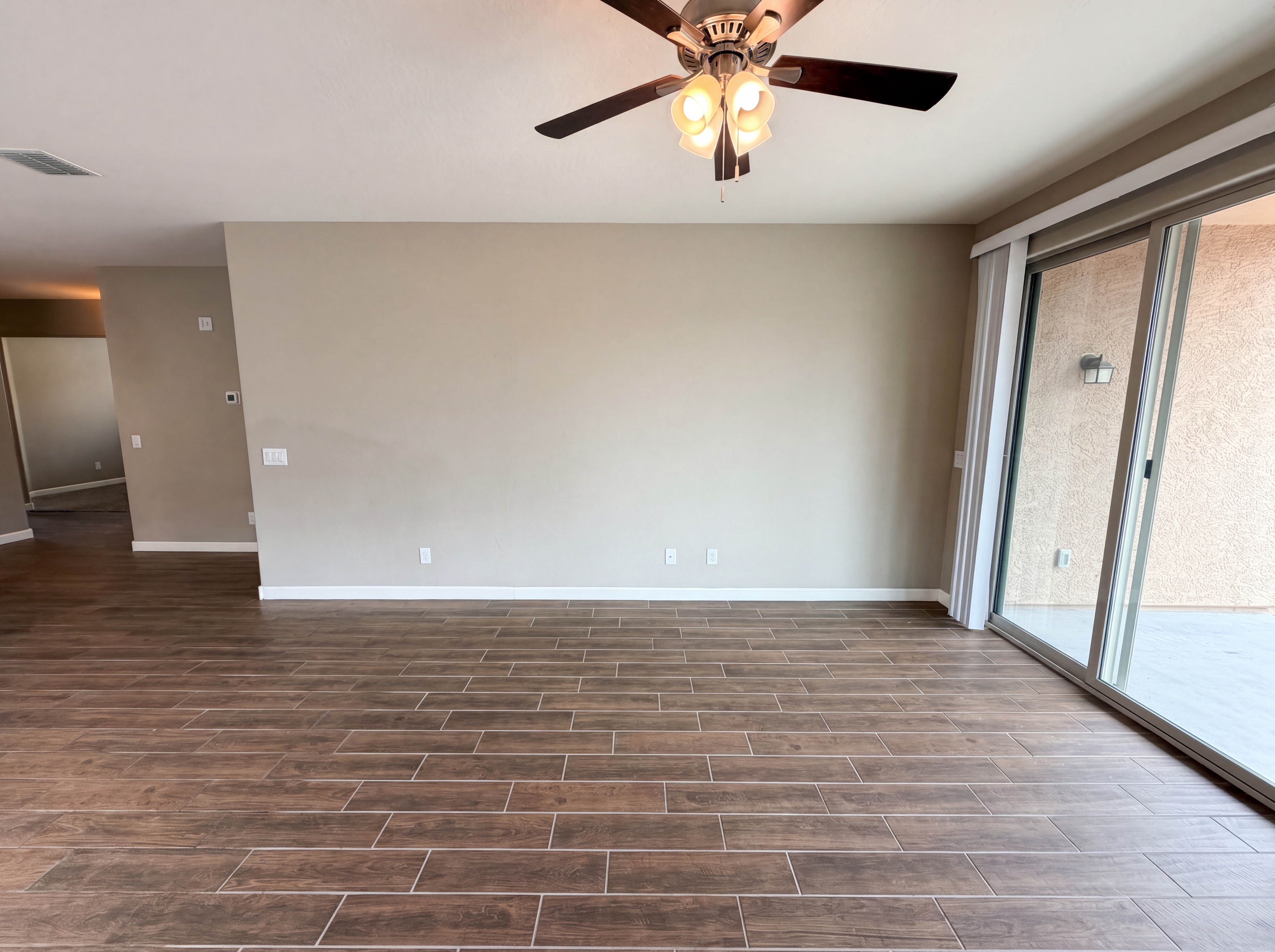 Photo 11 of 31 of 23680 W Magnolia Dr, Buckeye, AZ