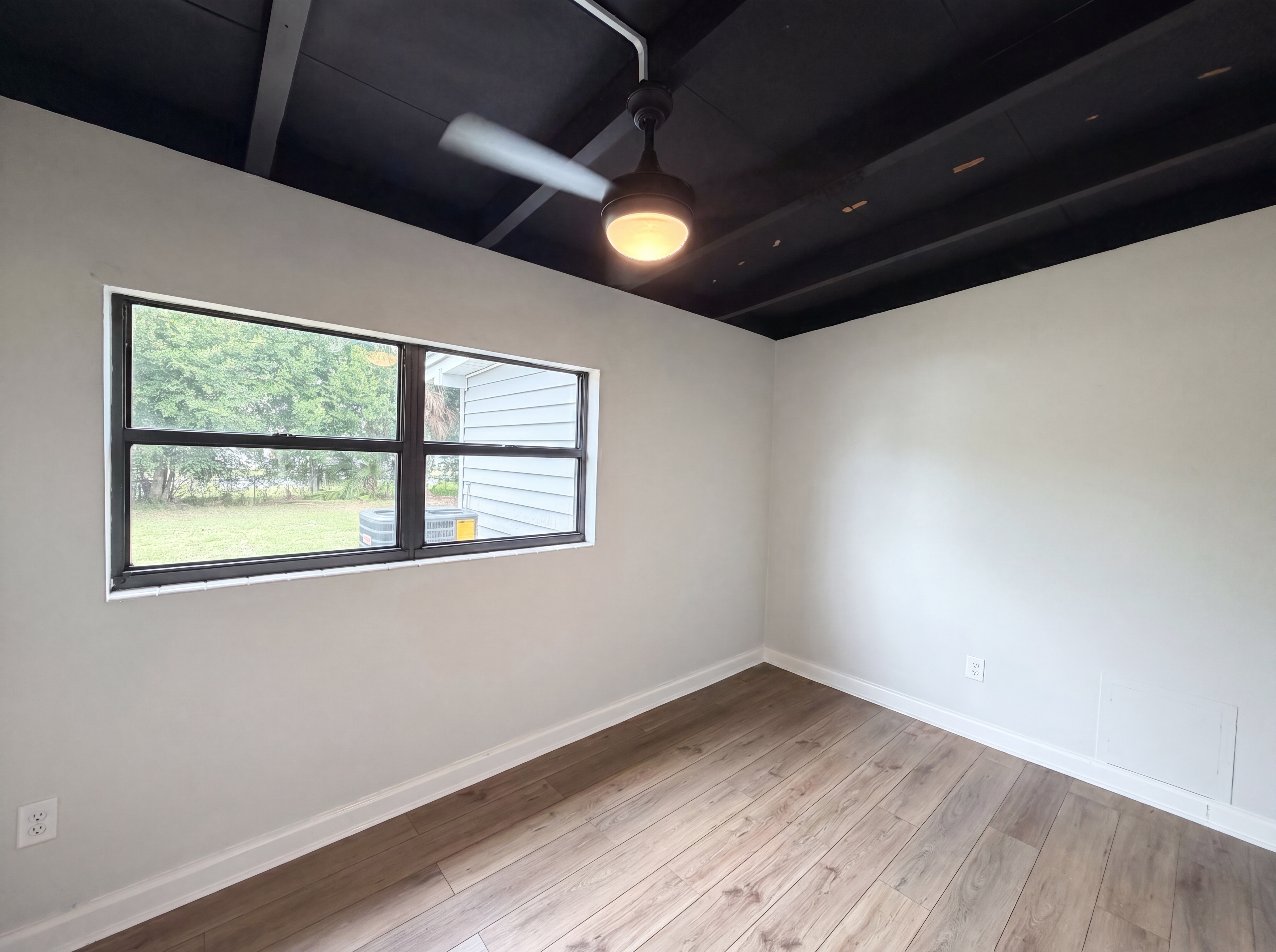 Photo 4 of 19 of 917 Golden Rule Ct N, Lakeland, FL