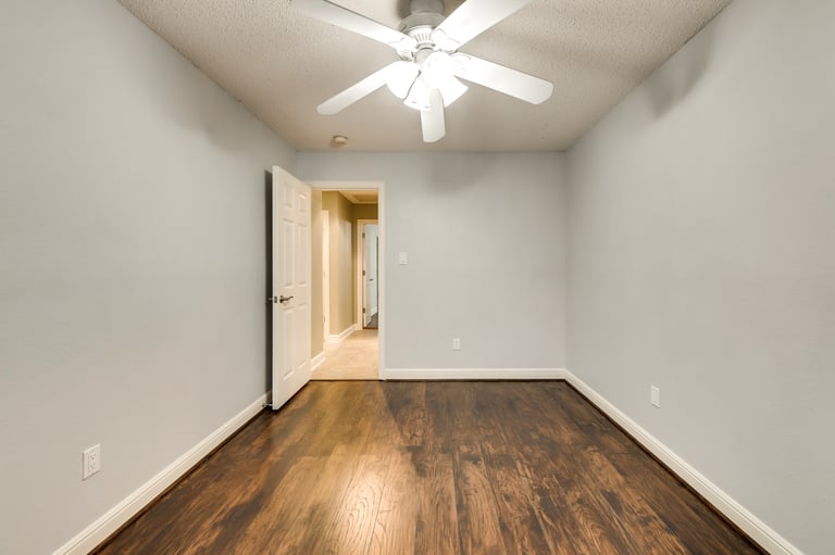 Photo 18 of 25 - 7502 Yorkmeadow Dr, Arlington, TX 76001