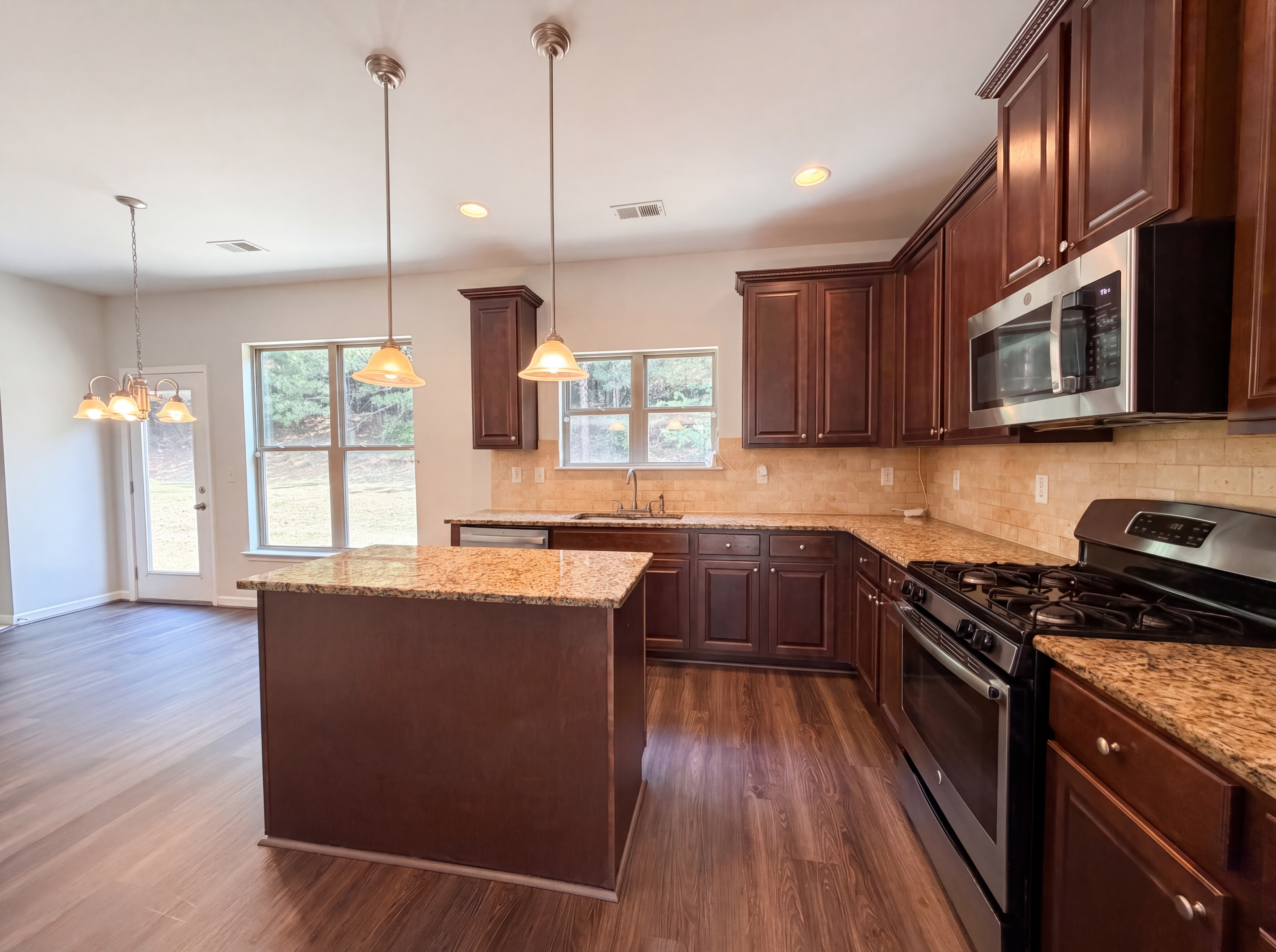 Photo 9 of 29 of 2182 Apple Orchard Way, Austell, GA