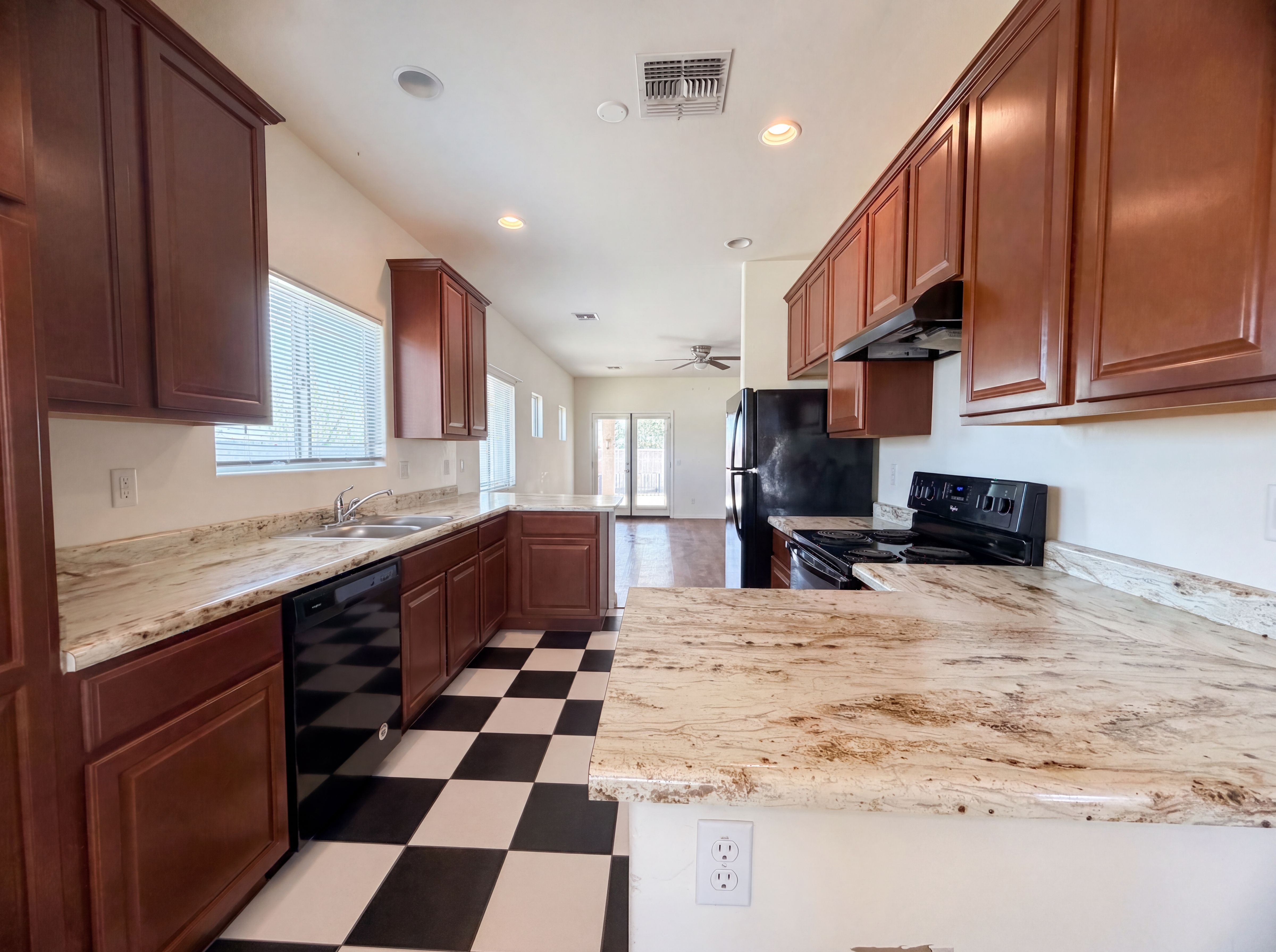 Photo 2 of 17 of 1738 S Aryelle Rd, Apache Junction, AZ