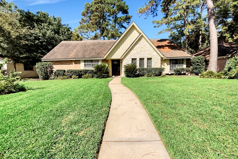 1231 Kingsbridge Rd, Houston, TX 77073 Opendoor