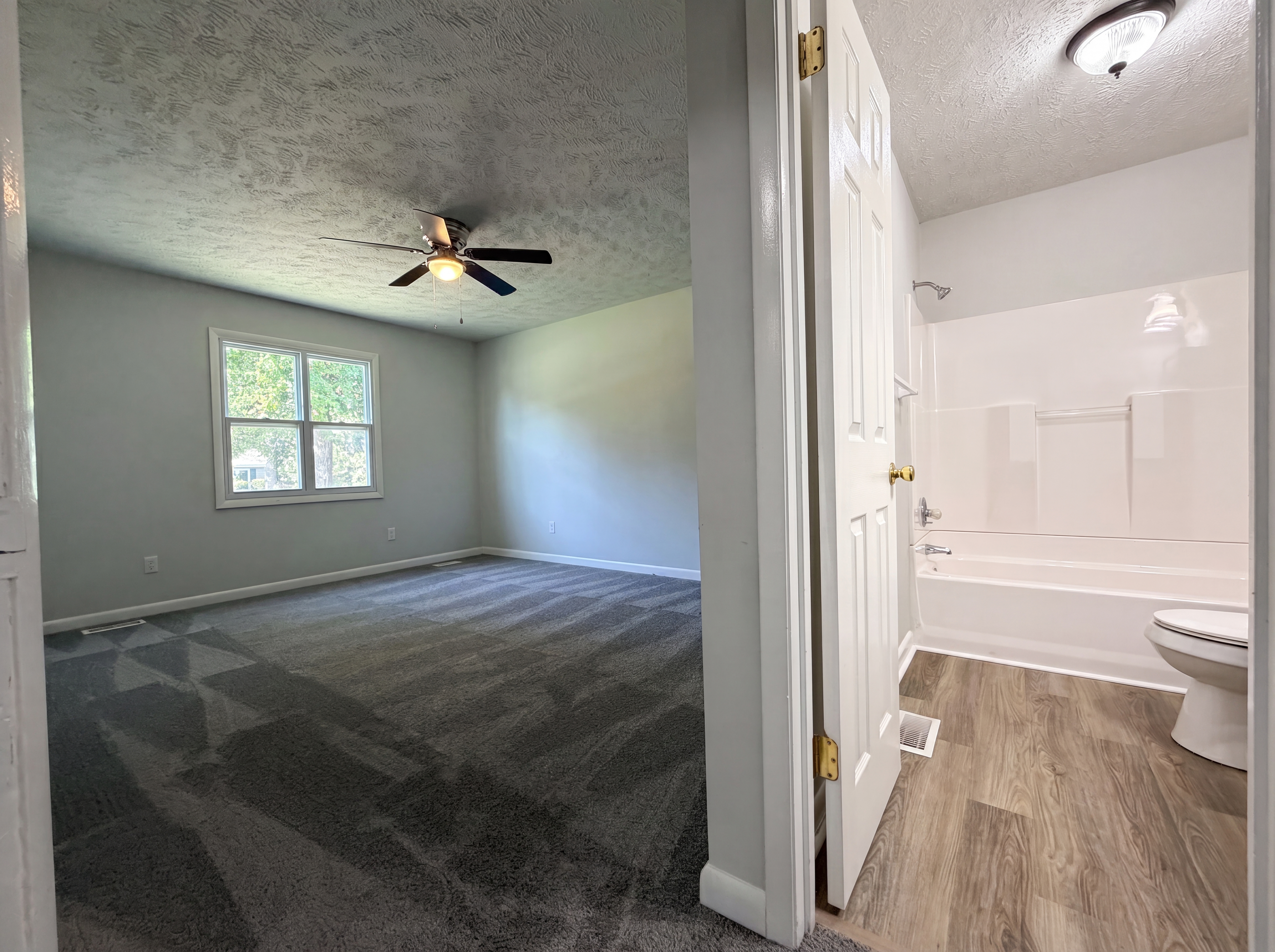 Photo 8 of 16 of 1843 Berriedale Dr, Fayetteville, NC
