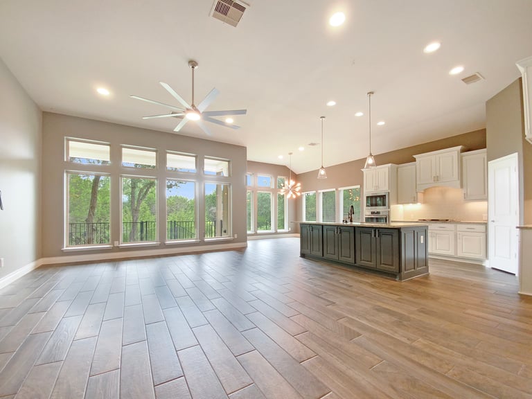 Photo 21 of 31 - 512 Judge Fisk Dr, Leander, TX 78641