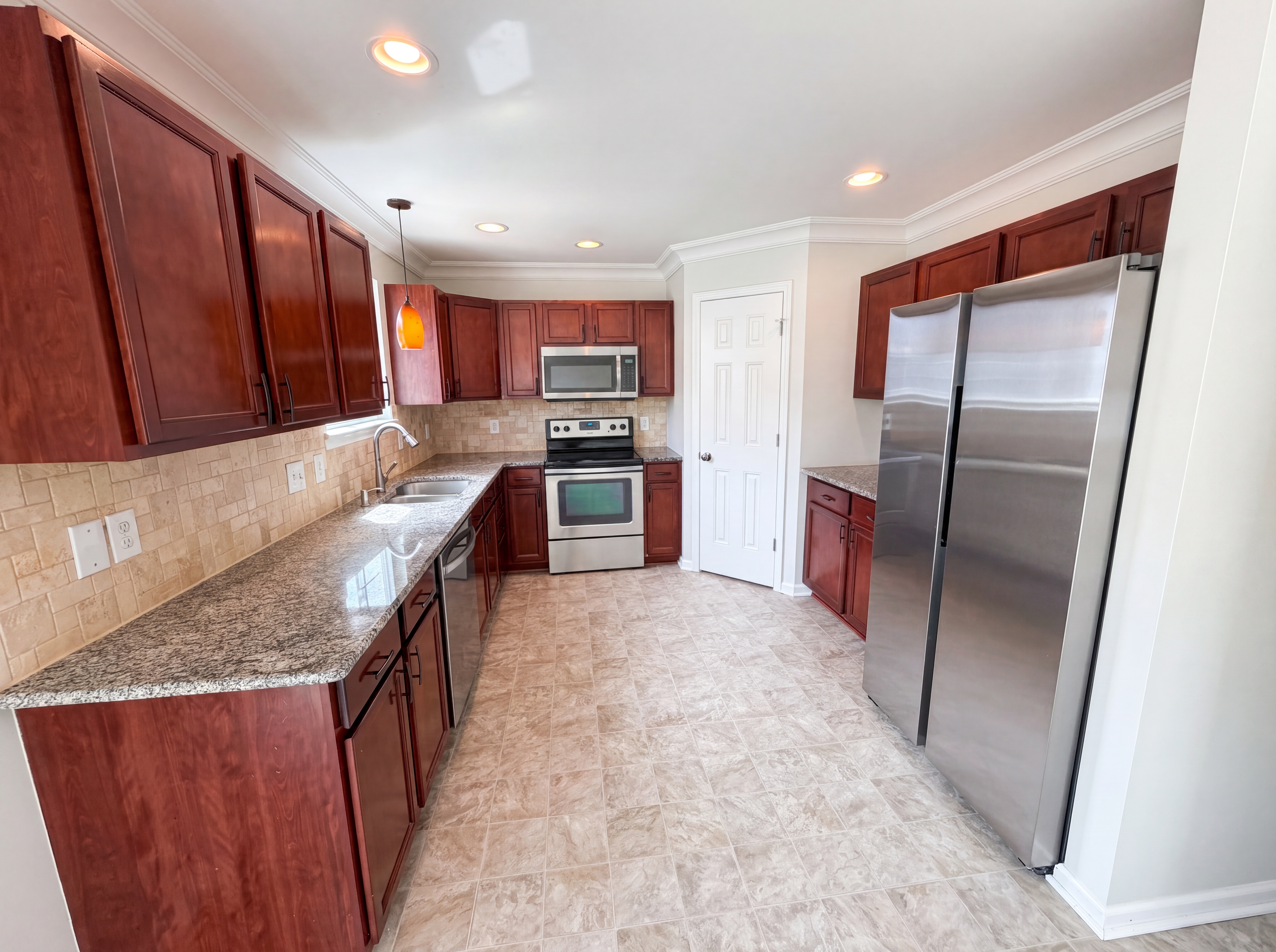 Photo 2 of 44 of 42824 Greystone Dr, Sterling Heights, MI