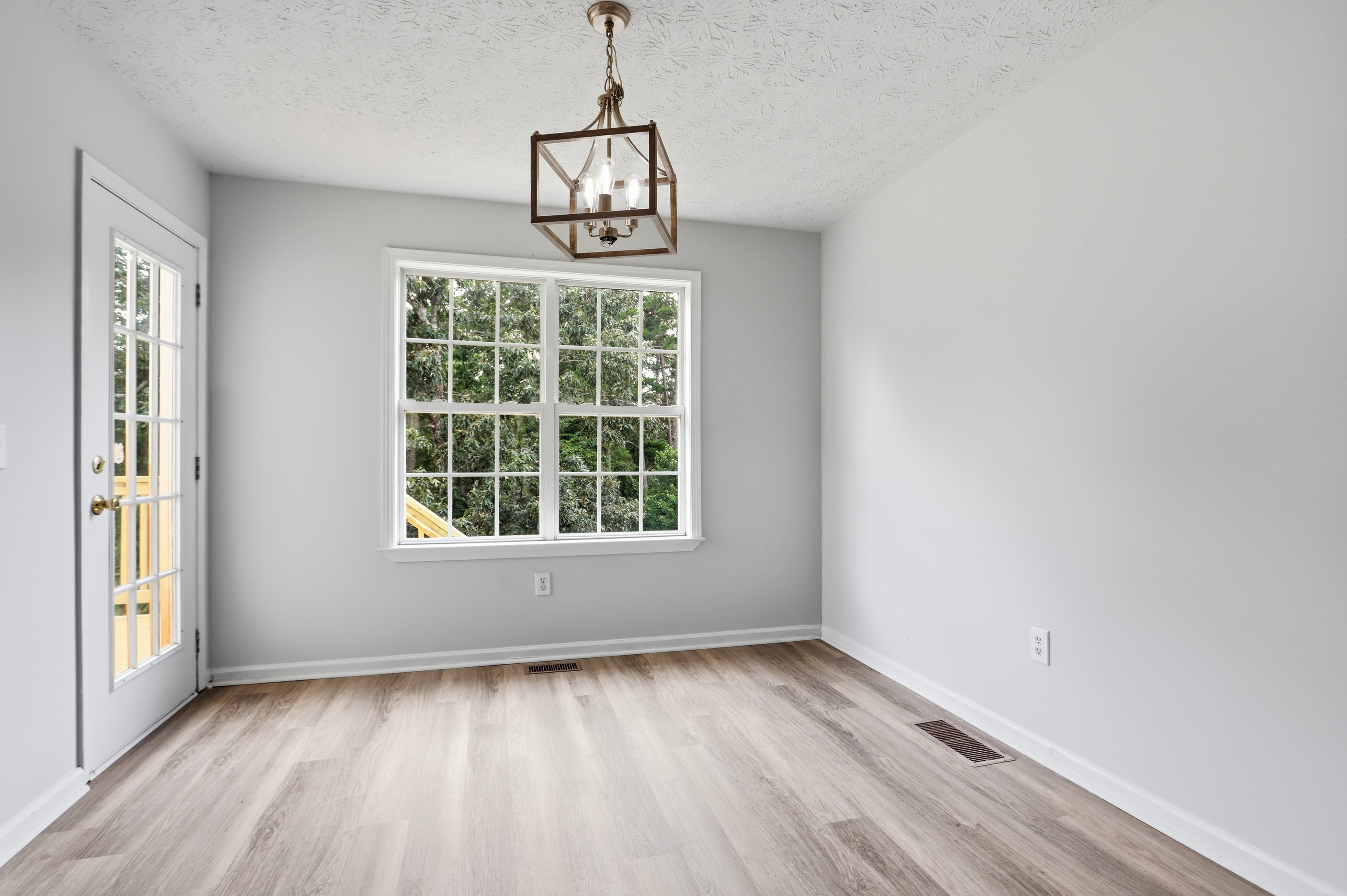 Photo 8 of 31 of 31 Stiles Ct SW, Cartersville, GA