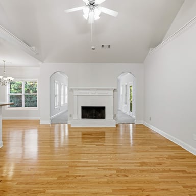 Property photo 3 of 807 Caleb Dr