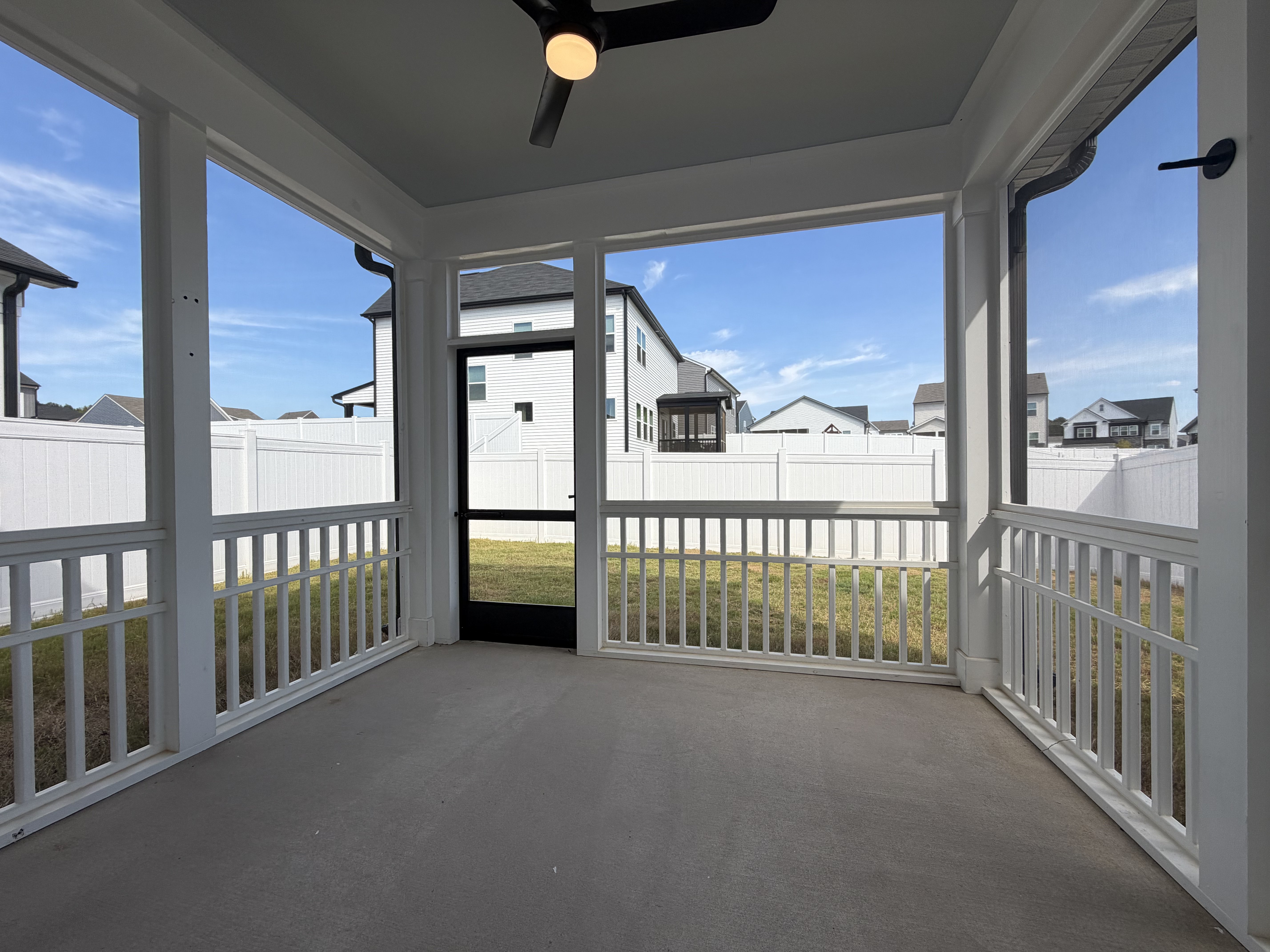 Photo 6 of 25 of 109 S Stonemill Trl, Clayton, NC