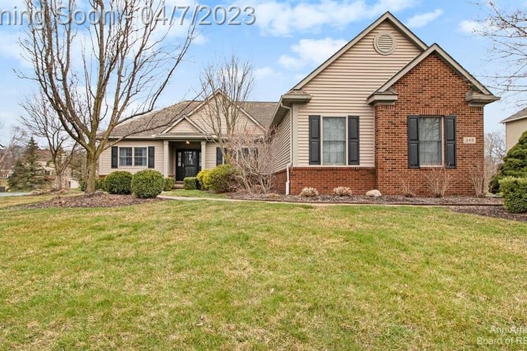 348 Arlington Dr, Saline, MI 48176 Opendoor