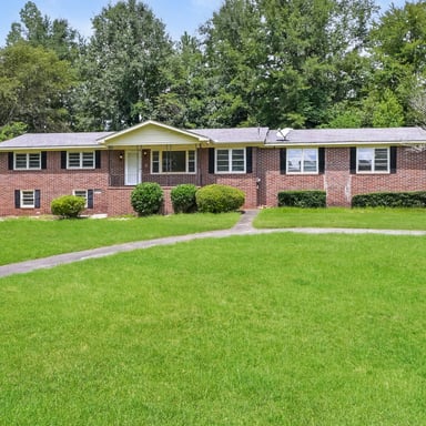 Property photo 1 of 192 Sun Valley Dr