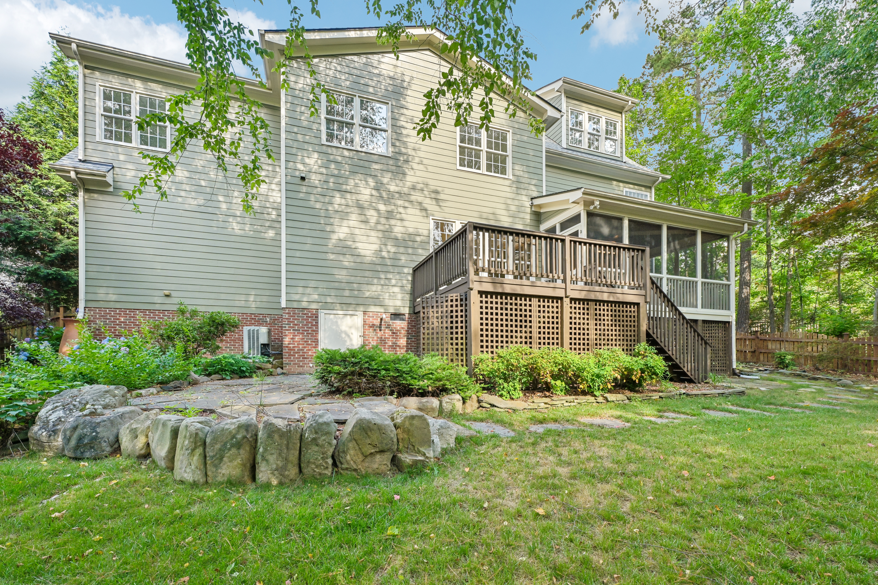 Photo 38 of 66 of 710 Magalloway Dr, Cary, NC