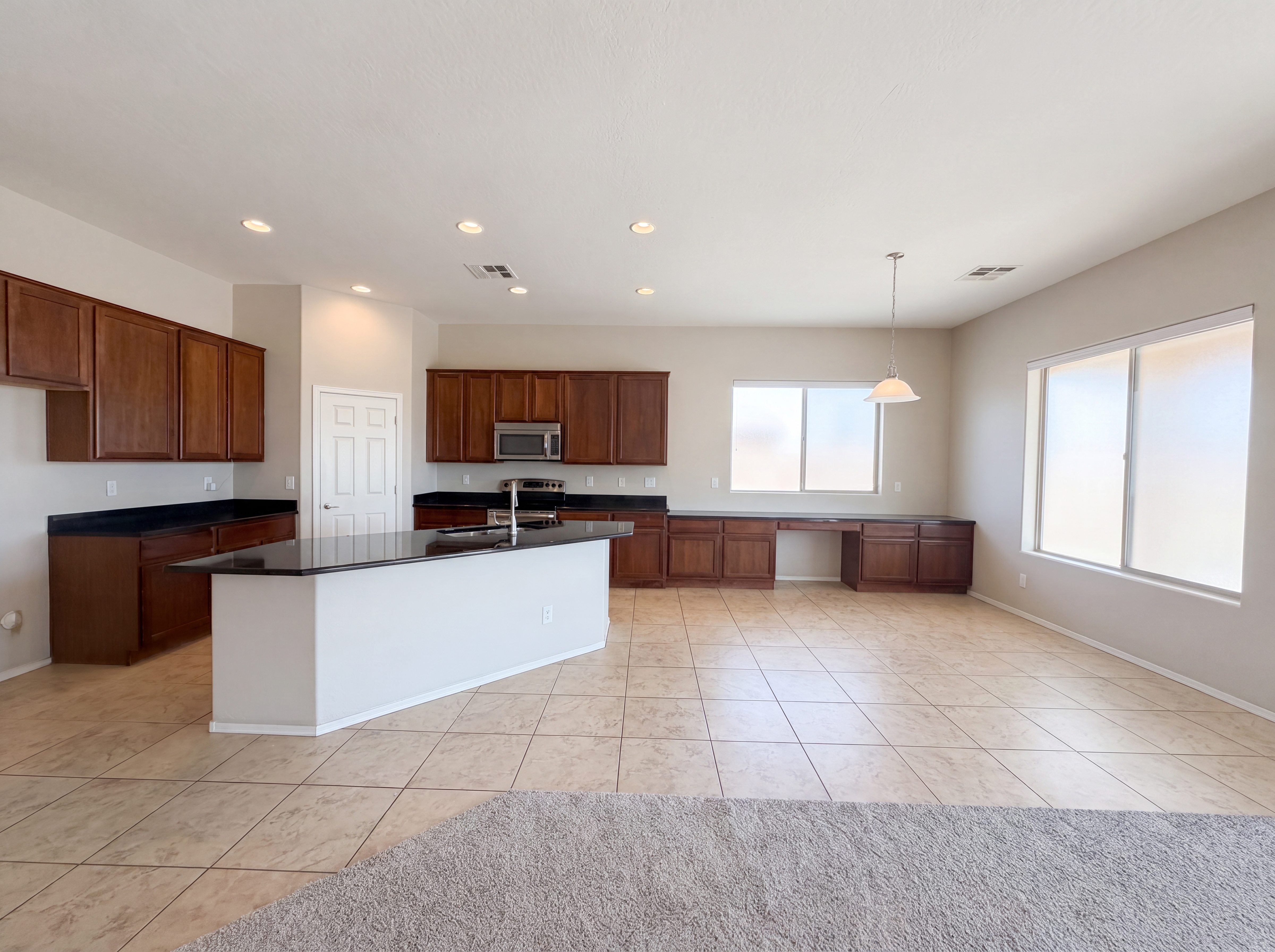 Photo 2 of 25 of 17104 N Oliveto Ave, Maricopa, AZ