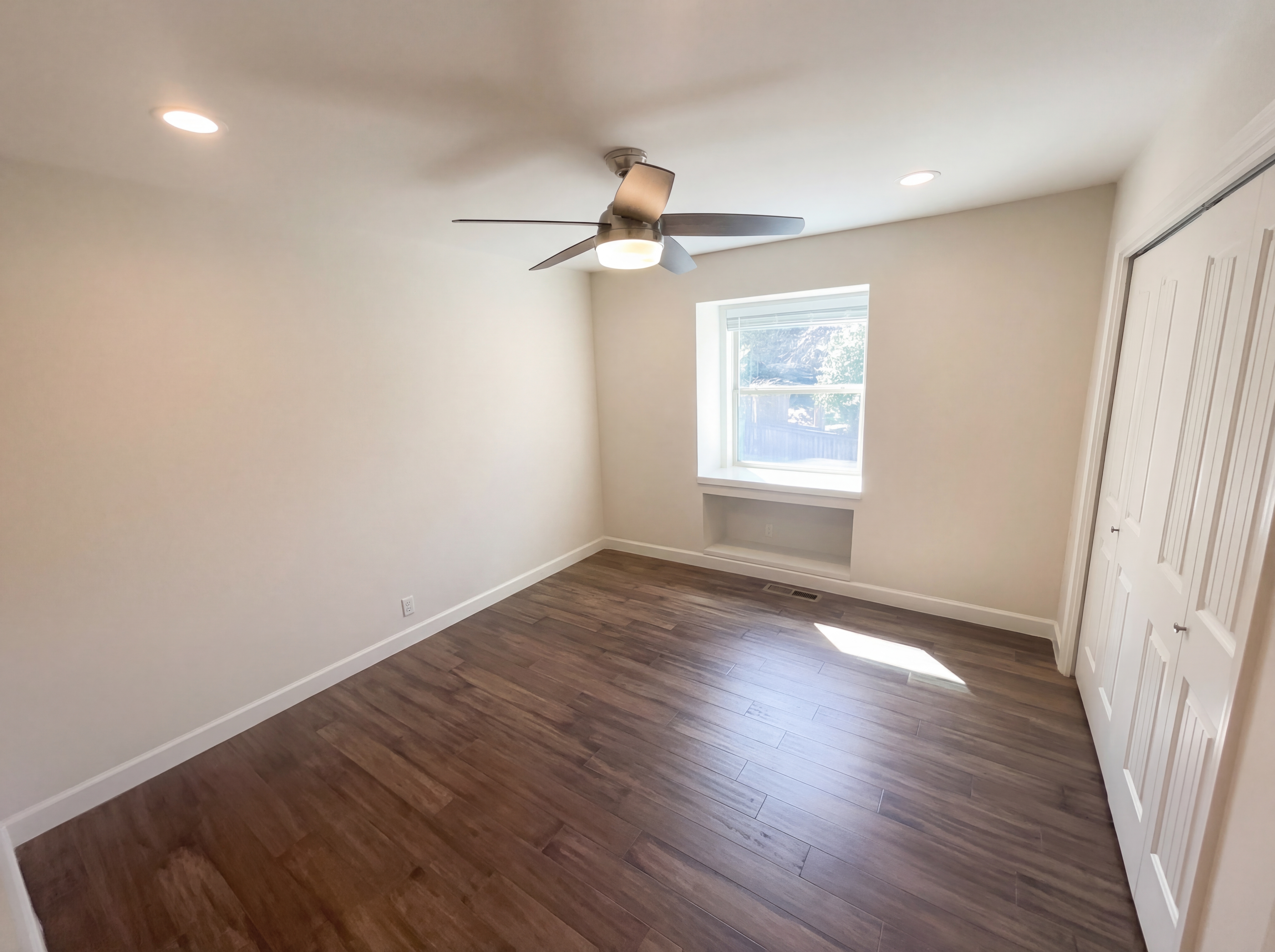 Photo 16 of 37 of 2770 Burtz Dr, Marietta, GA