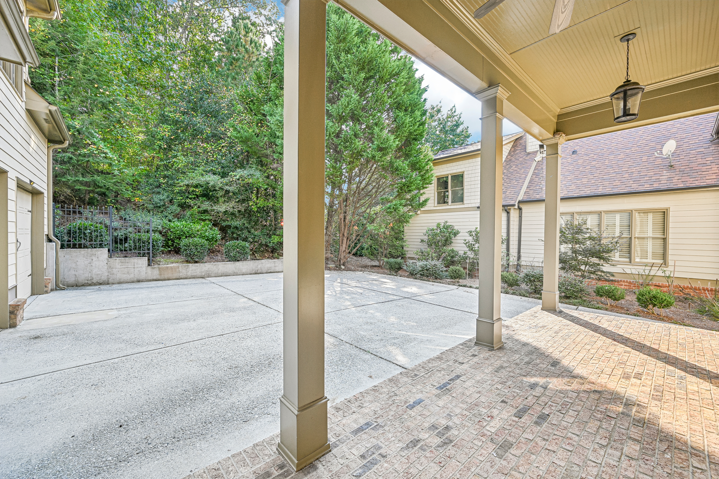 Photo 53 of 59 of 3250 Camellia Ln, Suwanee, GA