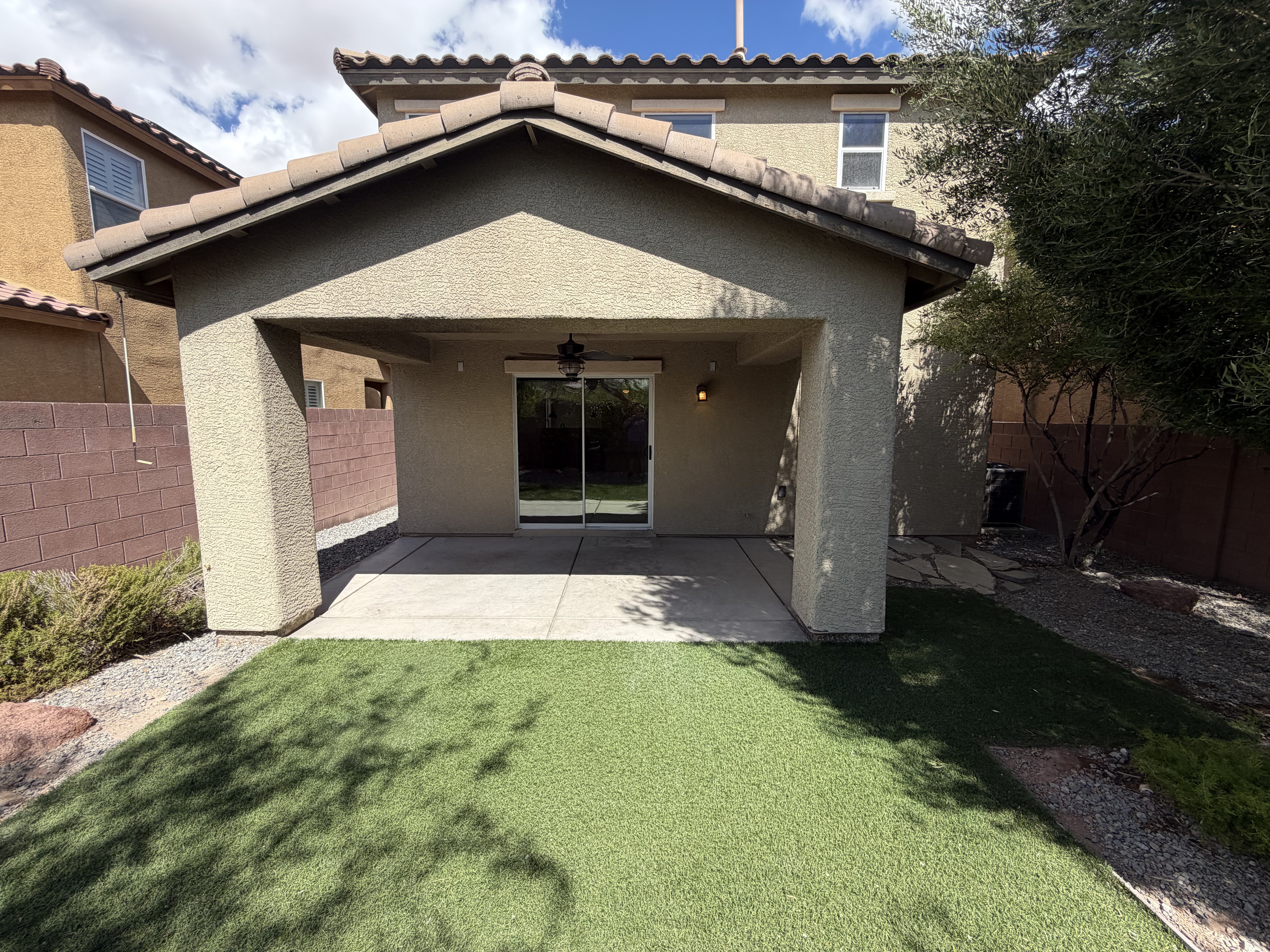 Photo 6 of 34 of 9249 Wild Stampede Ave, Las Vegas, NV