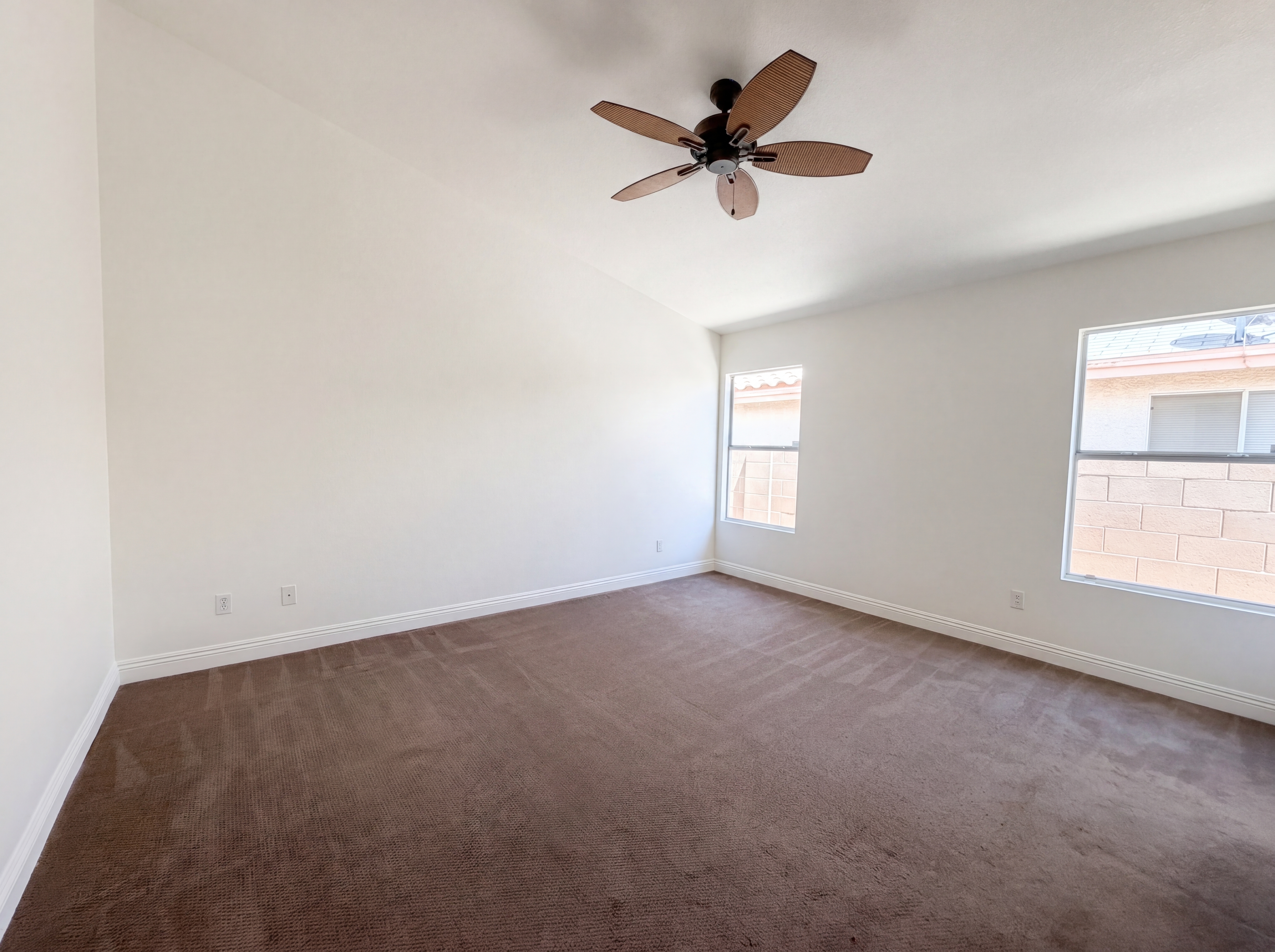 Photo 16 of 23 of 2080 Sierra Stone Ln, Las Vegas, NV