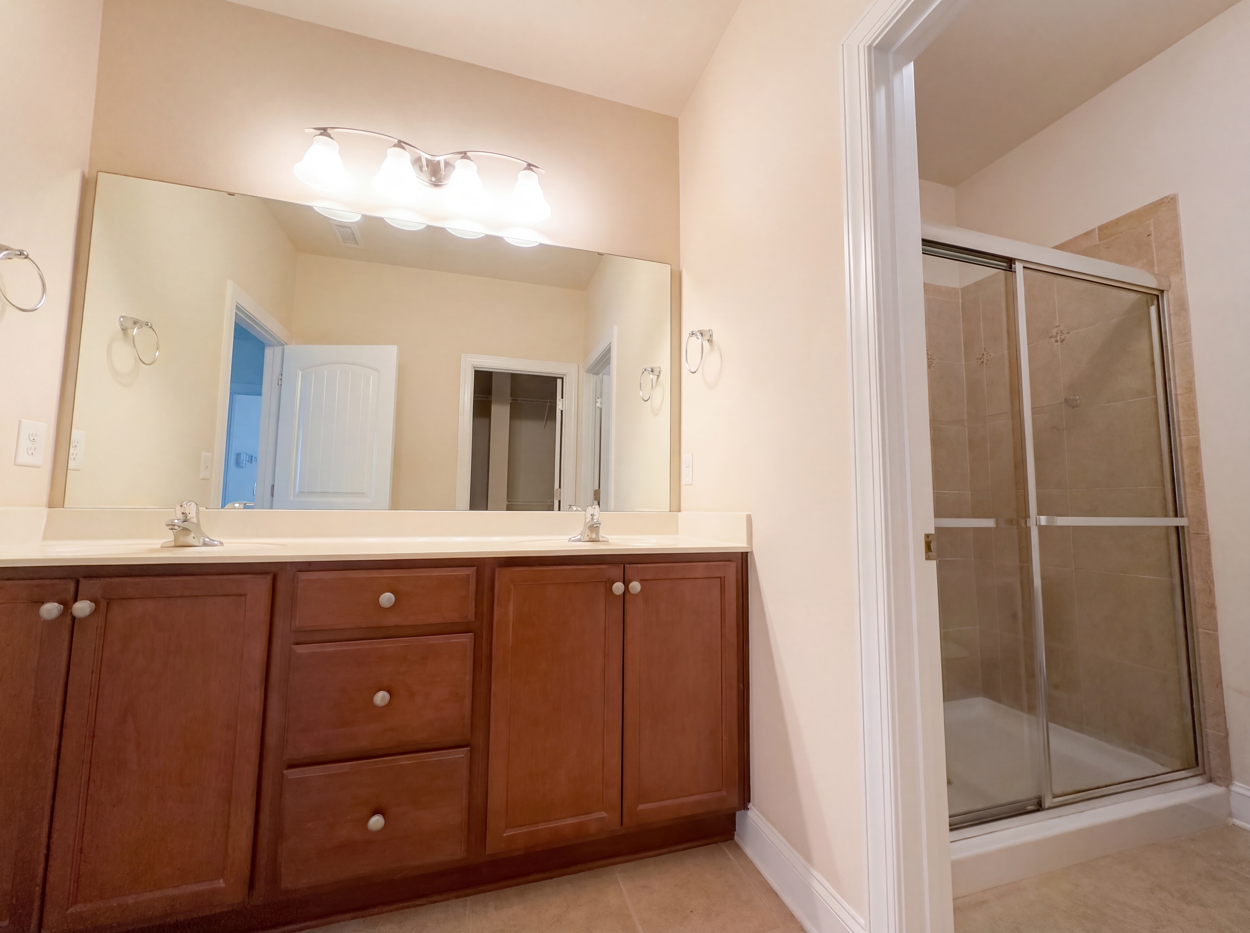 Photo 18 of 21 of 112 Coral Ln, Mooresville, NC