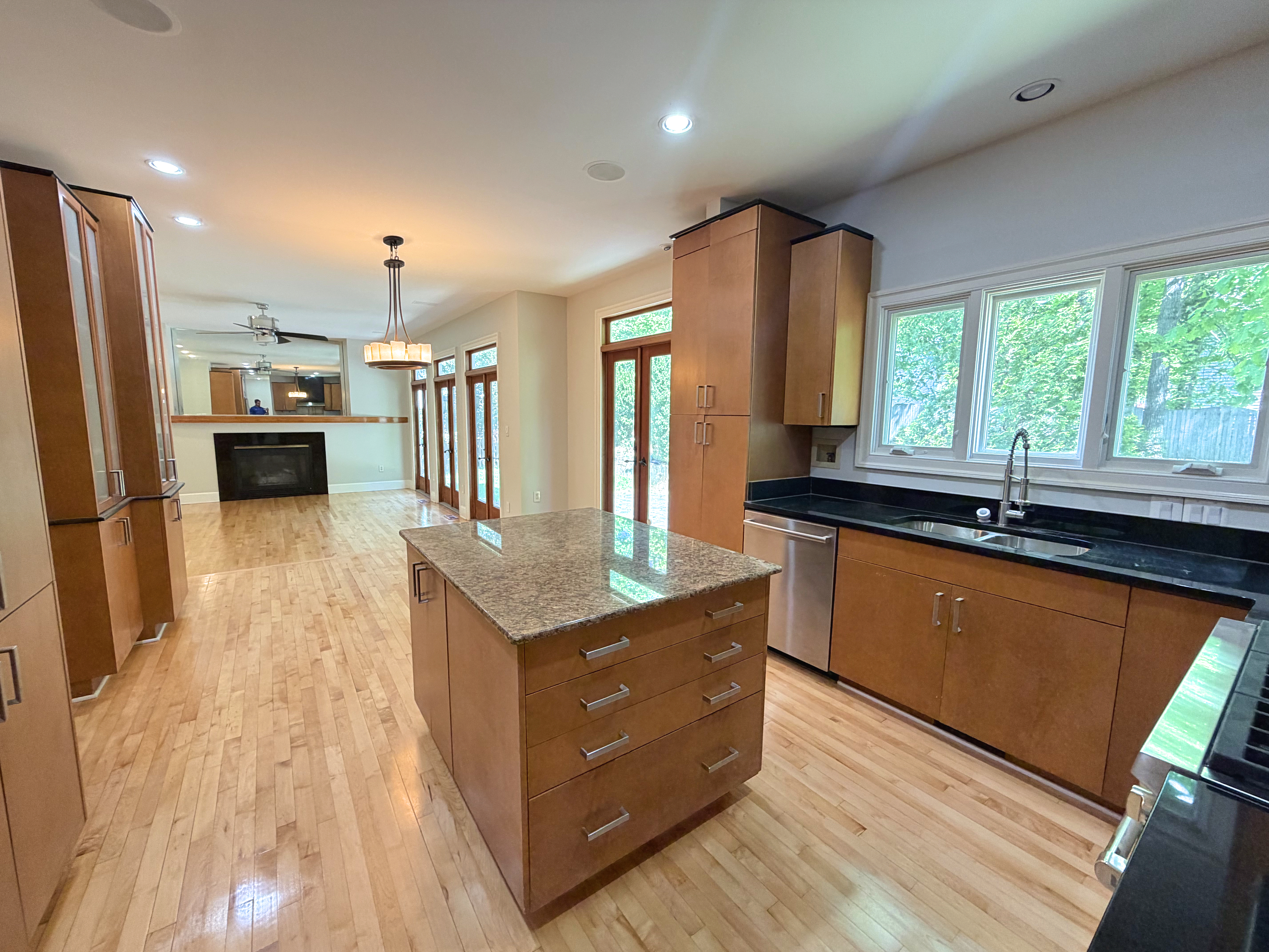 Photo 8 of 21 of 3621 Rolridge Rd, Henrico, VA
