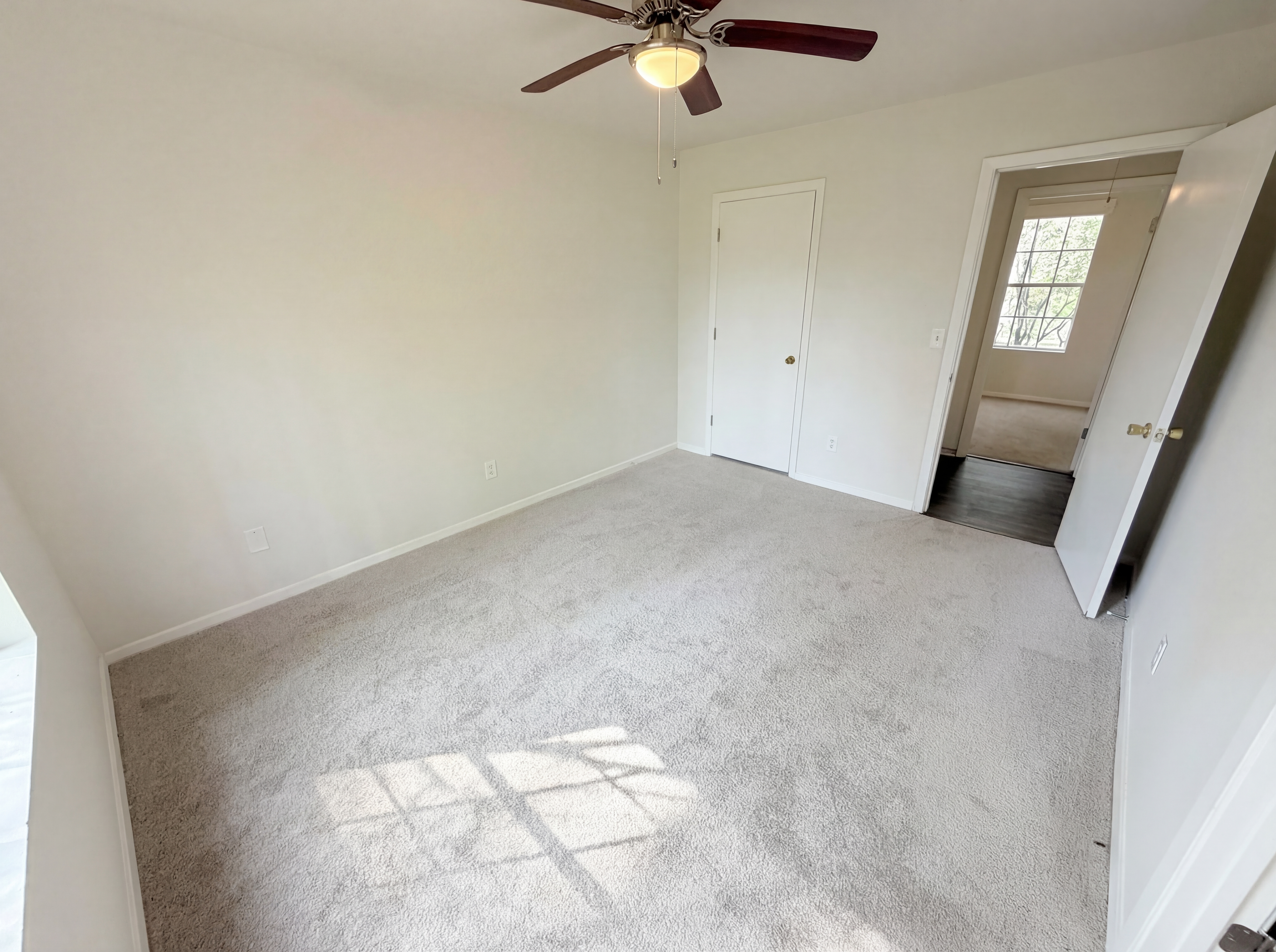 Photo 27 of 31 of 4727 Garden Hills Dr, Stone Mountain, GA