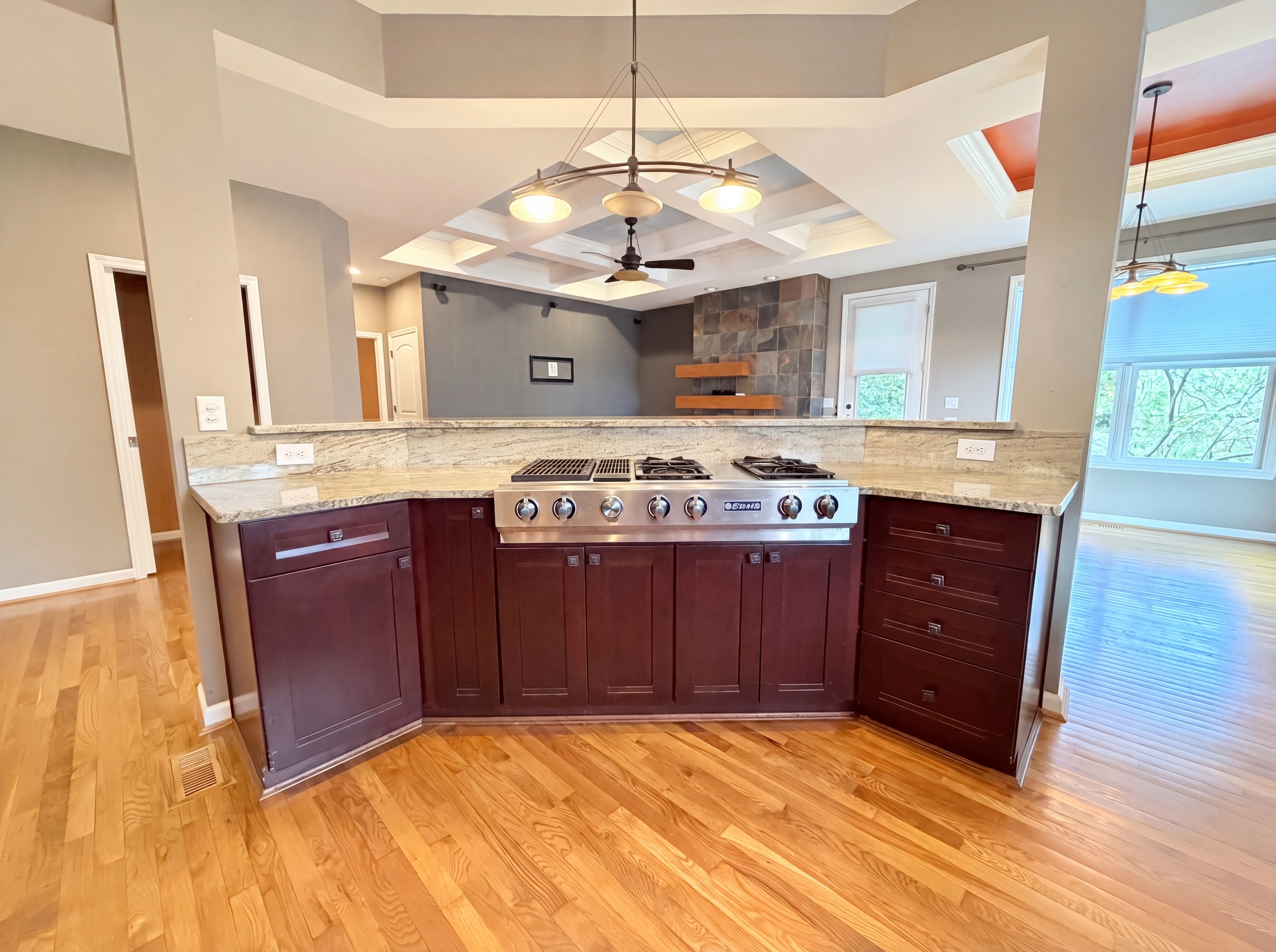 Photo 20 of 29 of 8016 Stonegate Dr, Cincinnati, OH