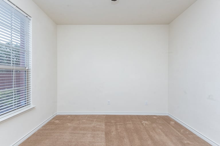 Photo 21 of 33 - 7715 Longbow Ln, Arlington, TX 76002