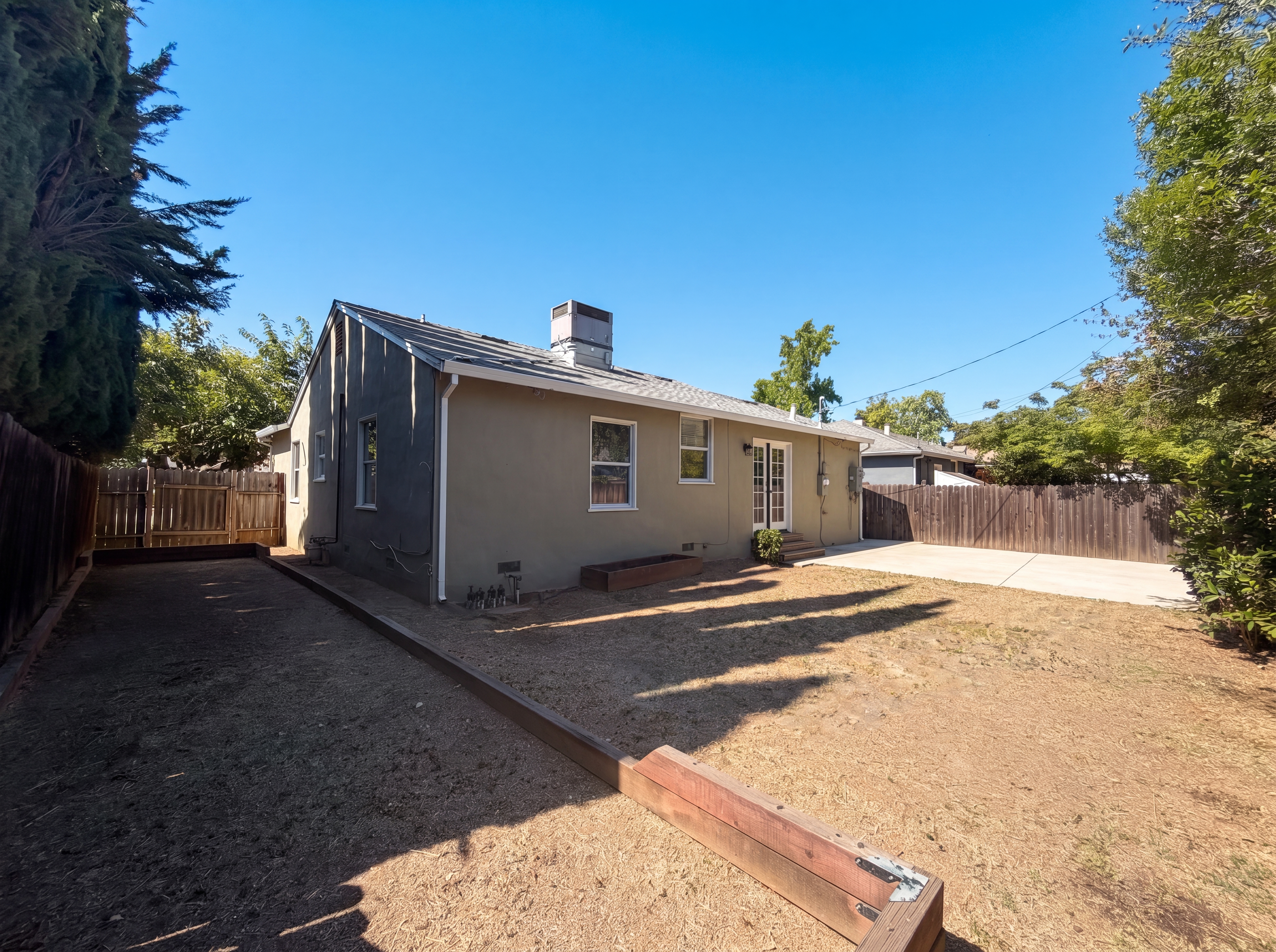 Photo 28 of 29 of 6015 12th Ave, Sacramento, CA