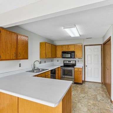 Property photo 2 of 165 Harts Ford Way