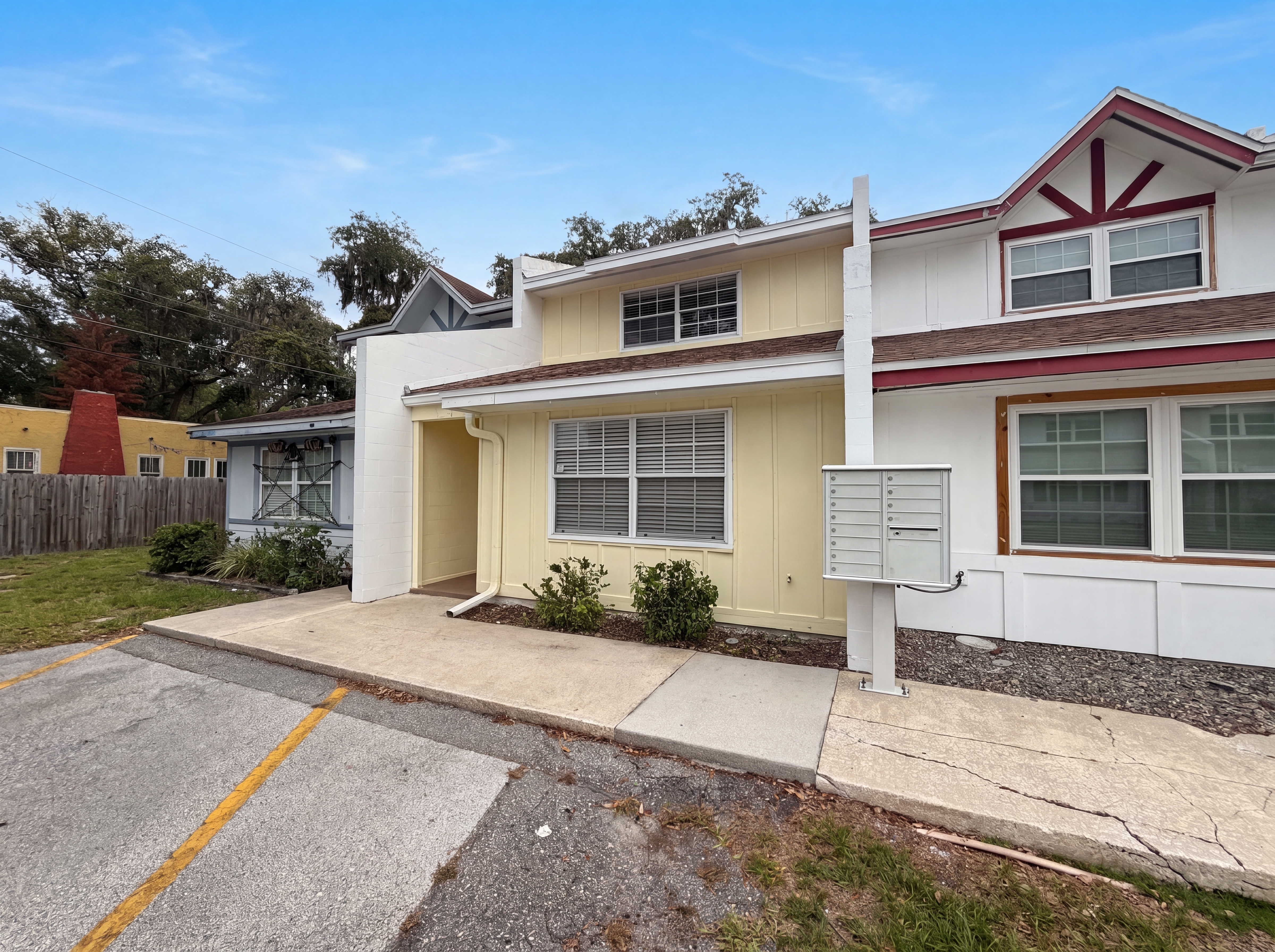 Photo 21 of 24 of 2308 S Park Ave, Sanford, FL