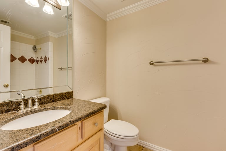 Photo 30 of 36 - 5700 Christy Ln, Haltom City, TX 76137