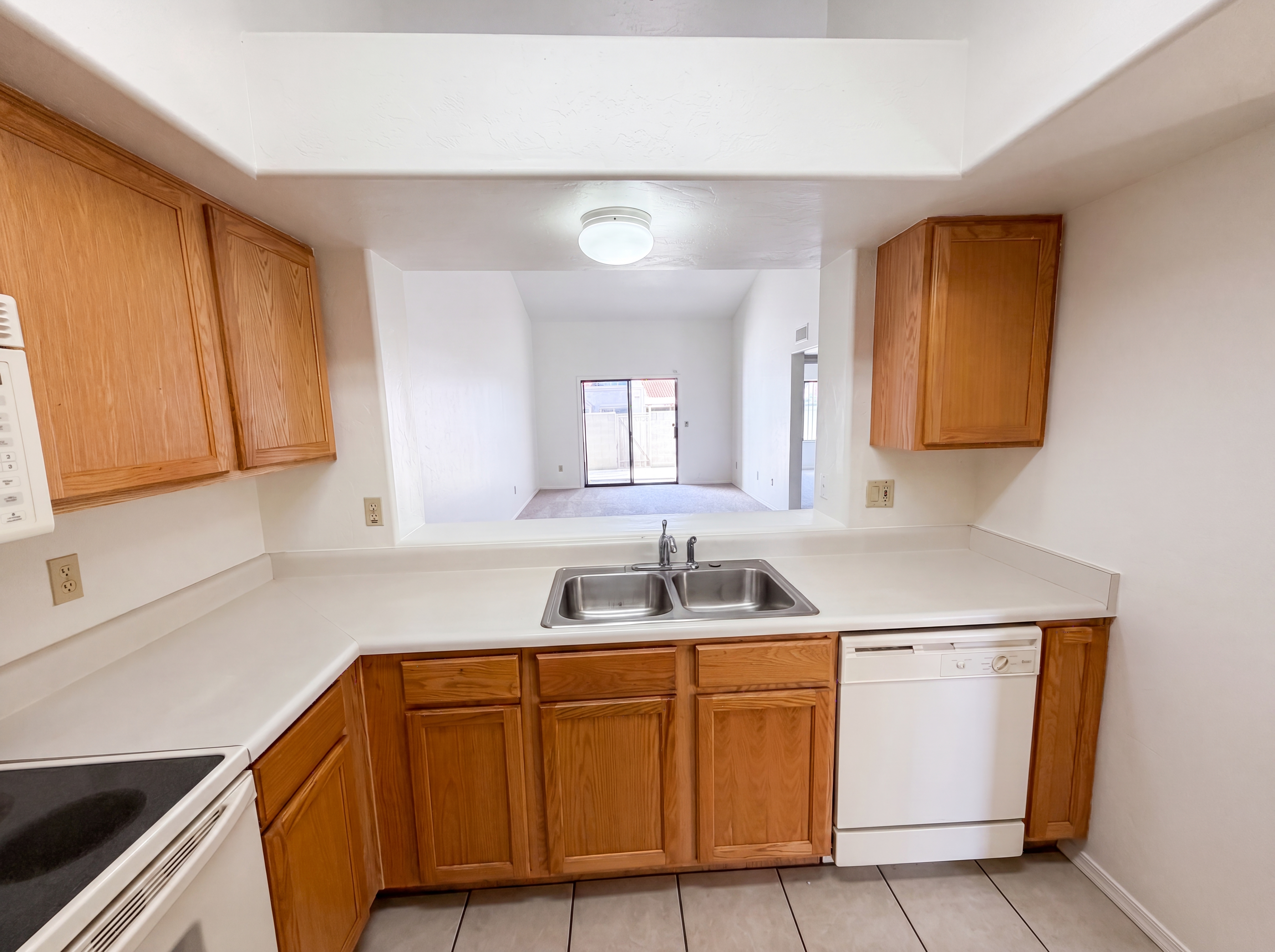 Photo 14 of 18 of 7855 E Roget Dr, Tucson, AZ