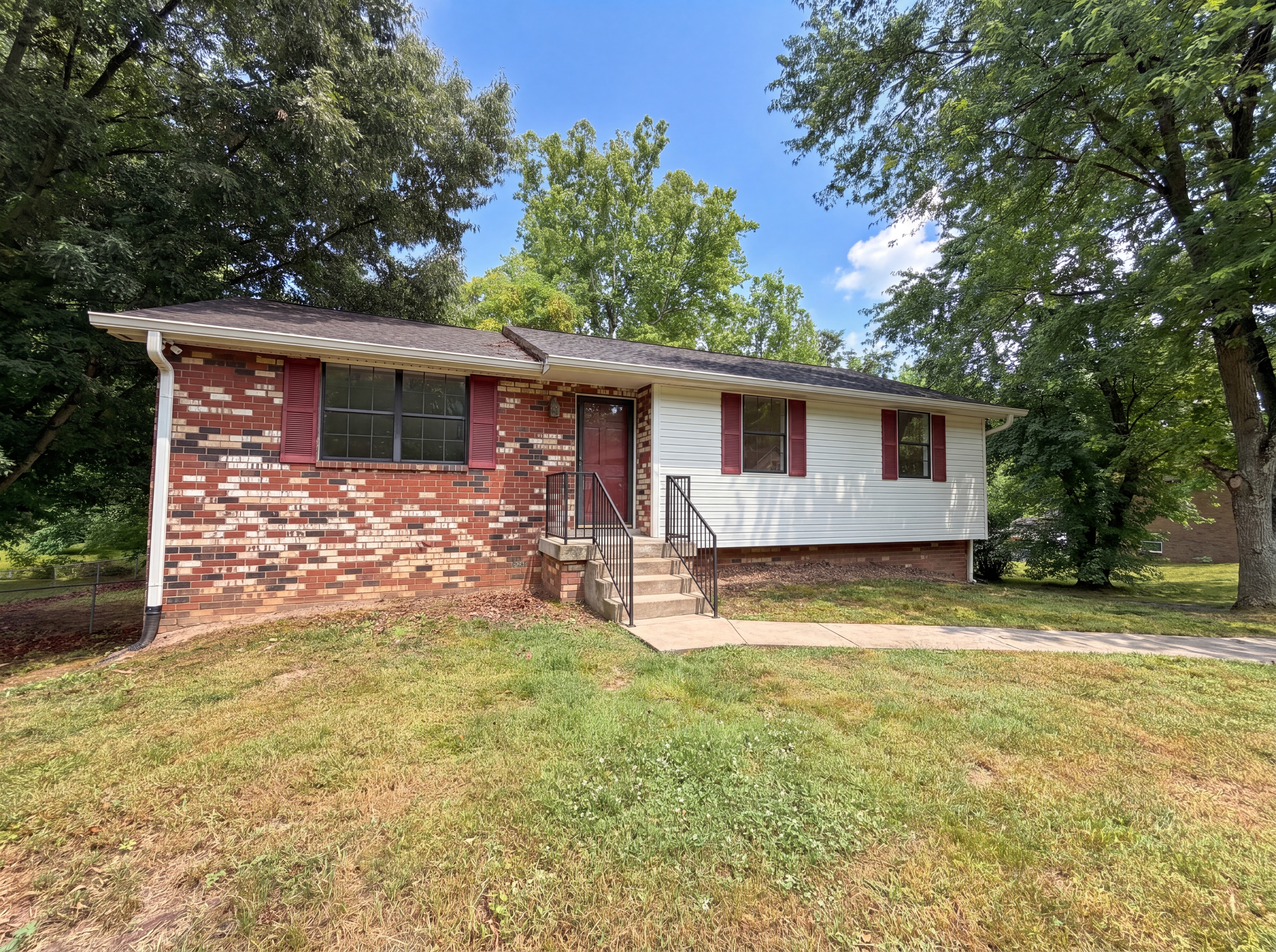 Photo 15 of 18 of 232 Lookout Dr, Old Hickory, TN