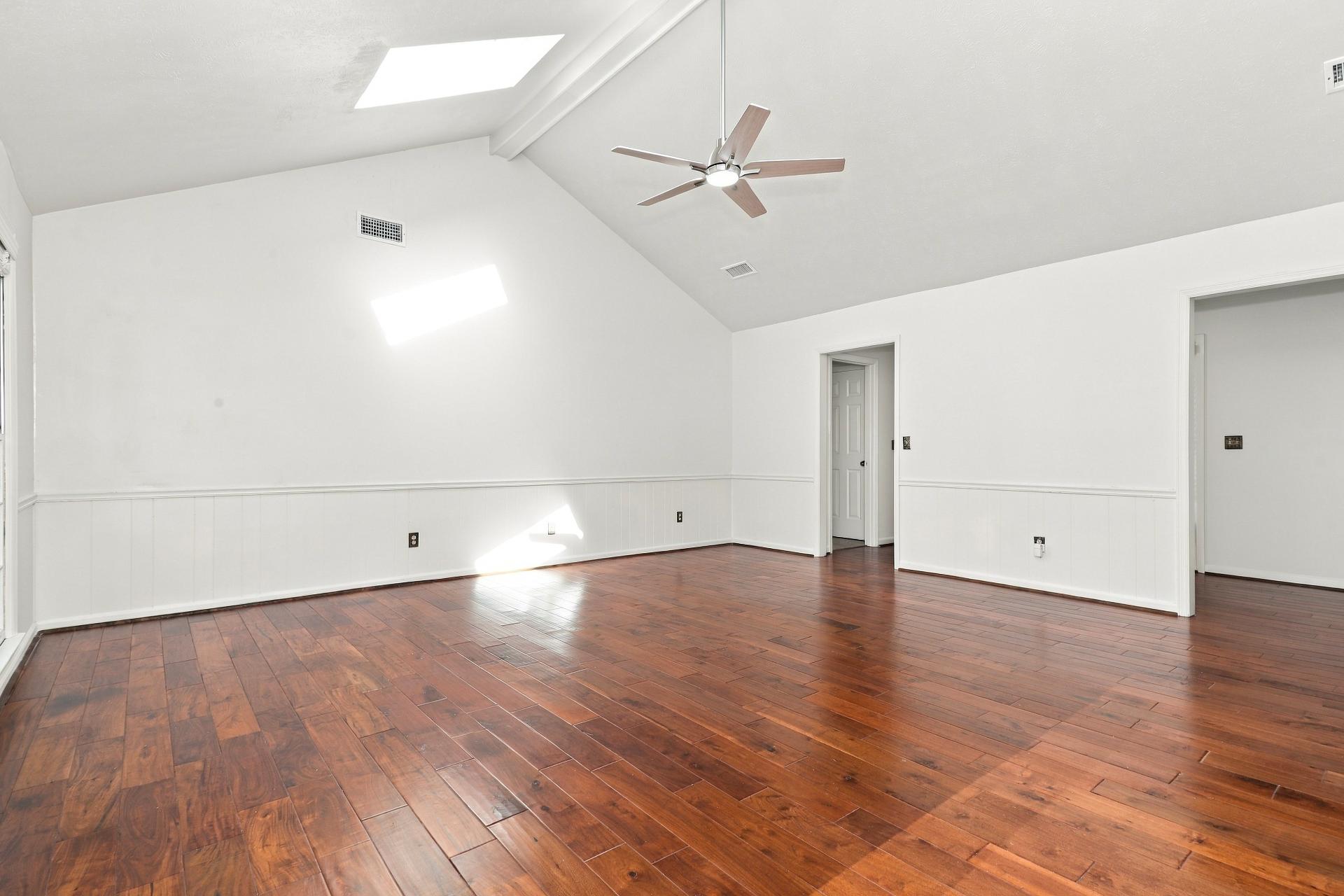 Photo 6 of 20 of 4303 Castlewood Pkwy, Columbus, GA