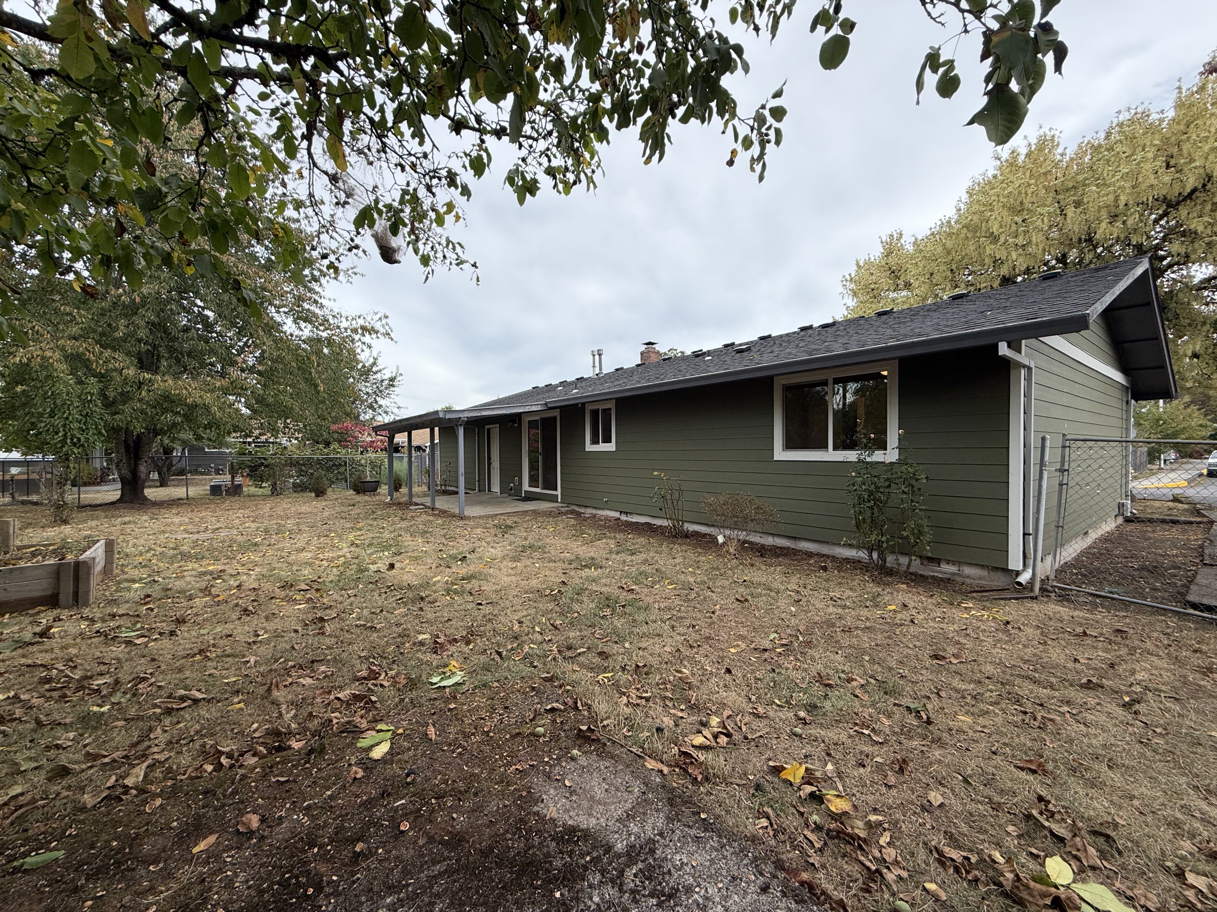 Photo 16 of 17 of 555 Matzen St, Saint Helens, OR