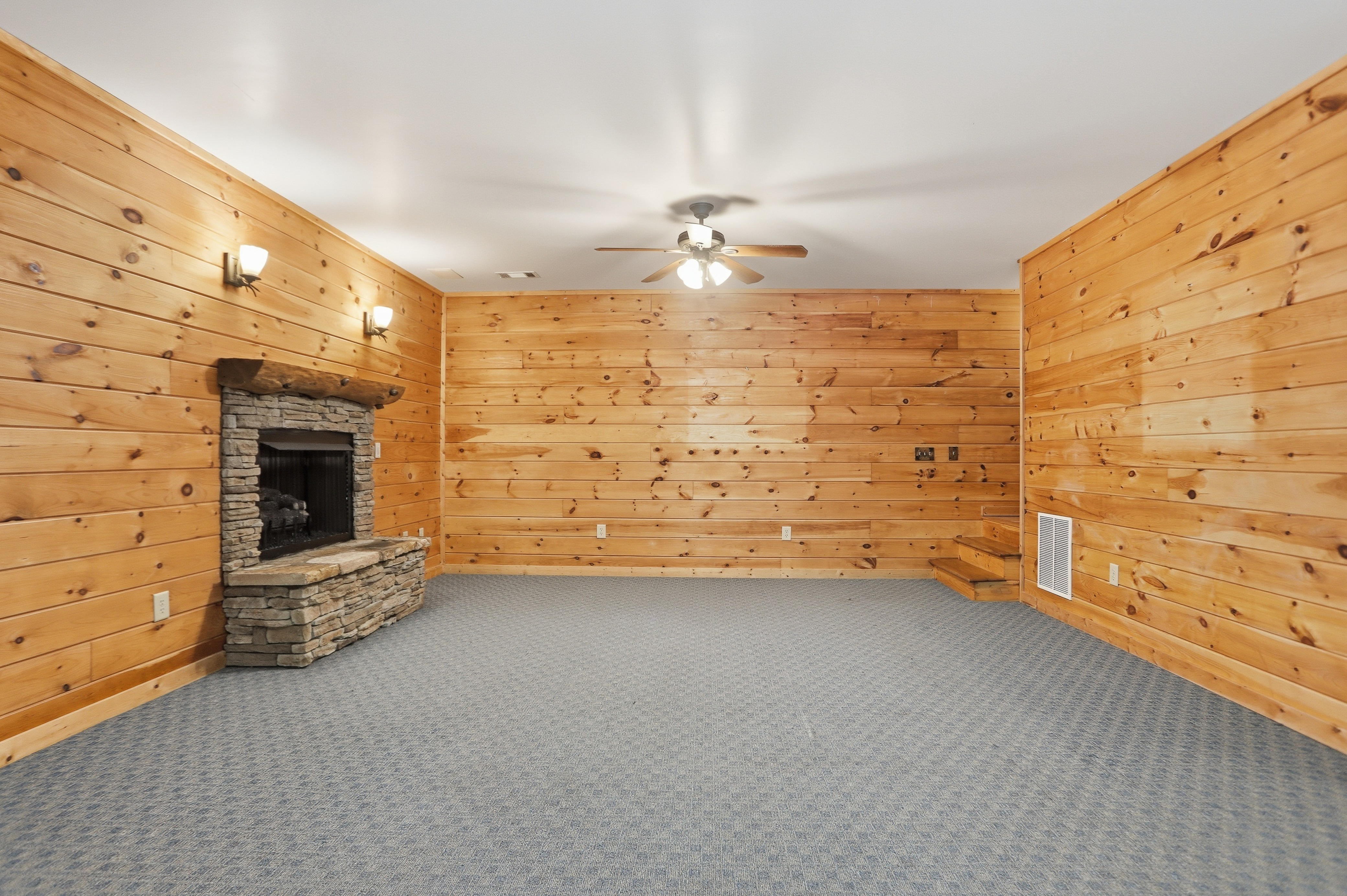 Photo 6 of 36 of 702 Ranch Mountain Dr, Dahlonega, GA