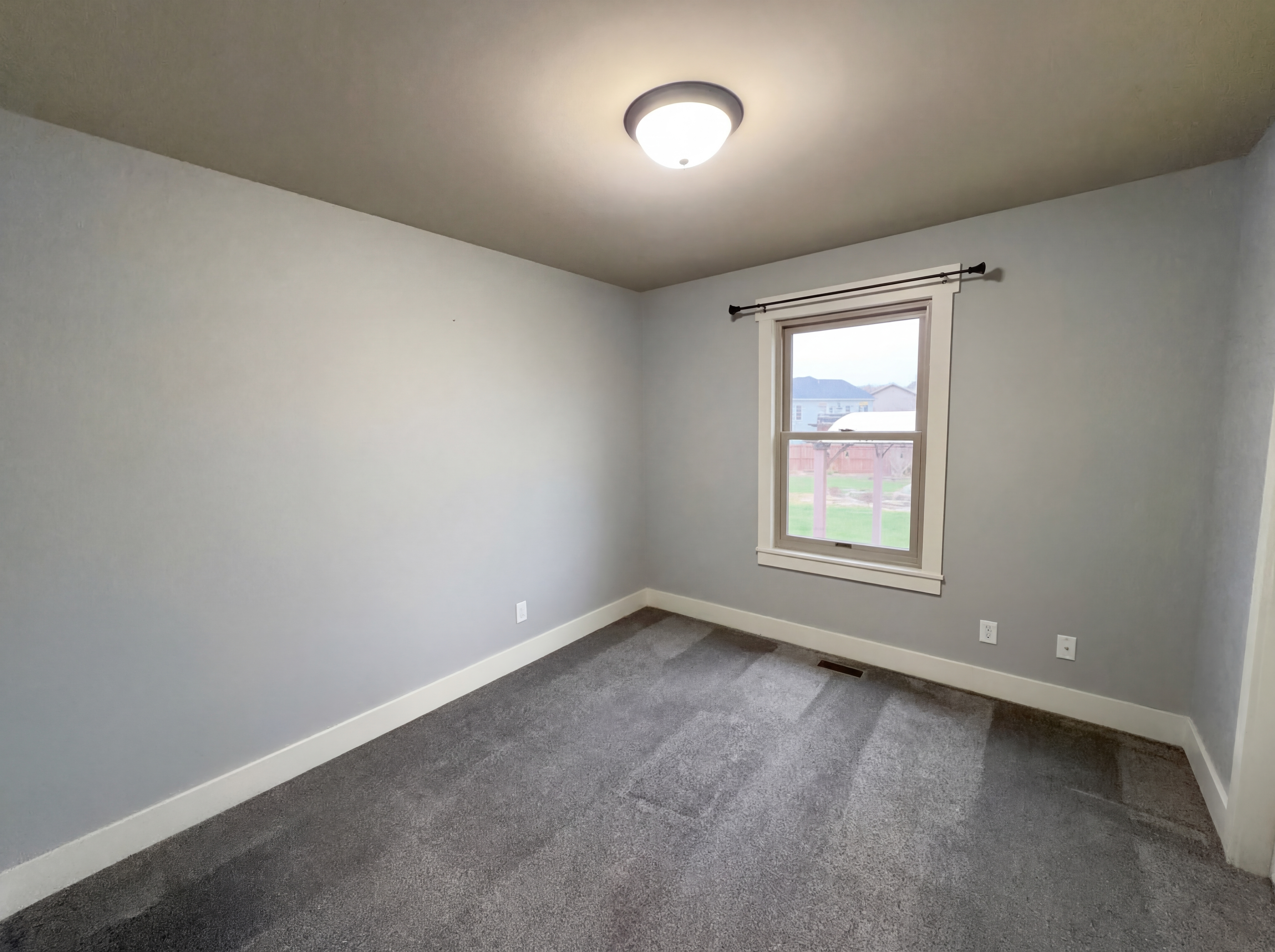 Photo 13 of 24 of 119 Albany Manor Dr, Wentzville, MO