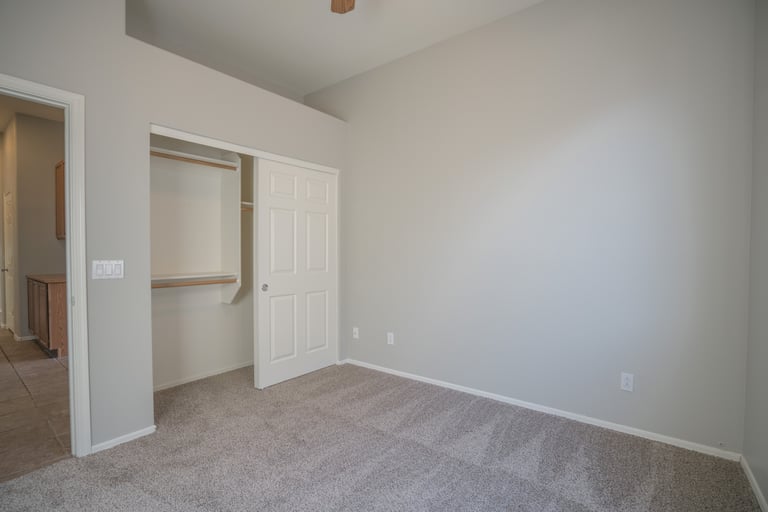 Photo 16 of 23 - 5413 W Angela Dr, Glendale, AZ 85308