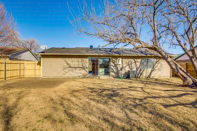 Photo 21 of 23 - 5684 Powers St, The Colony, TX 75056