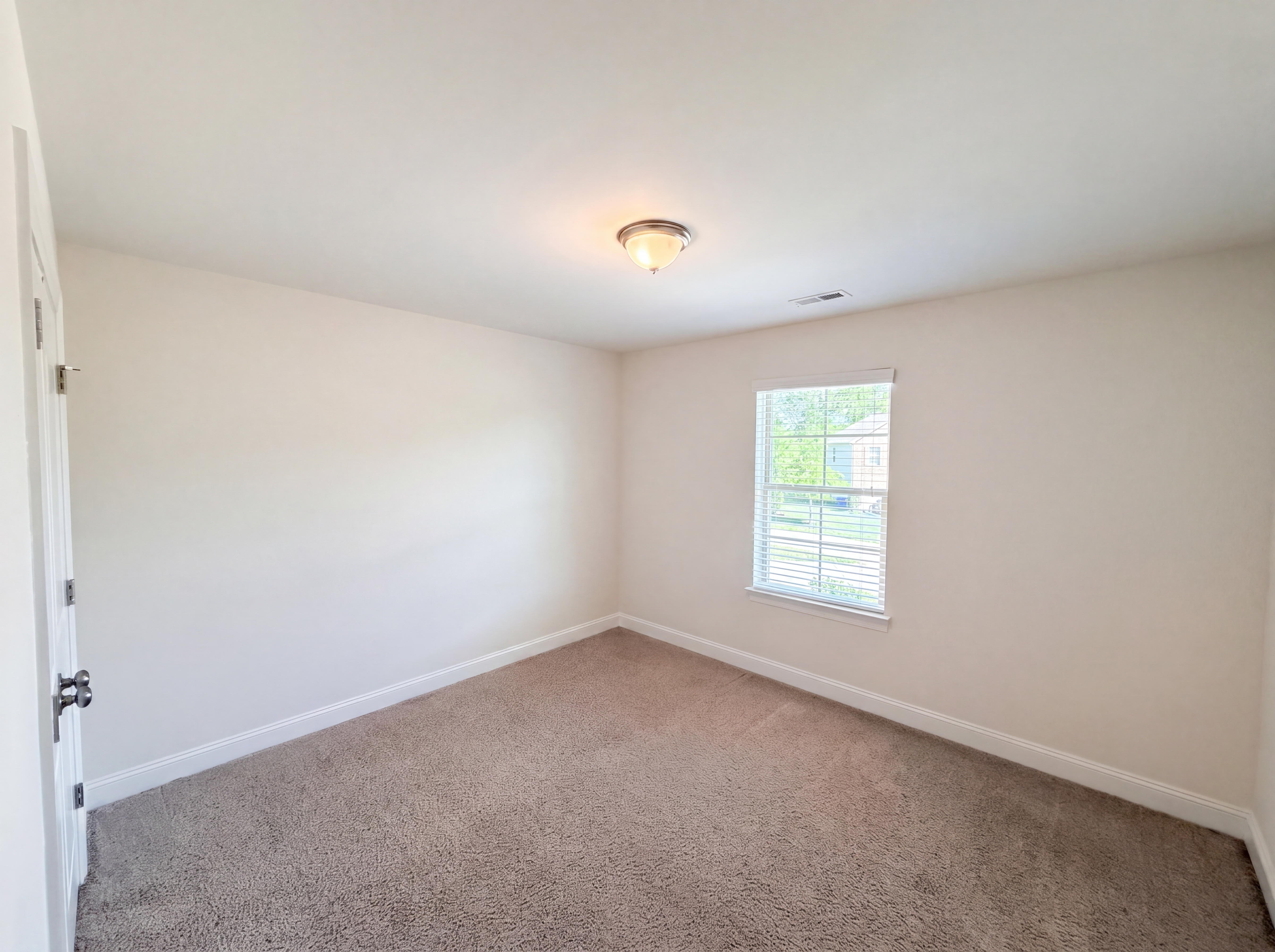Photo 11 of 20 of 1908 Cantrell Ct, Stallings, NC