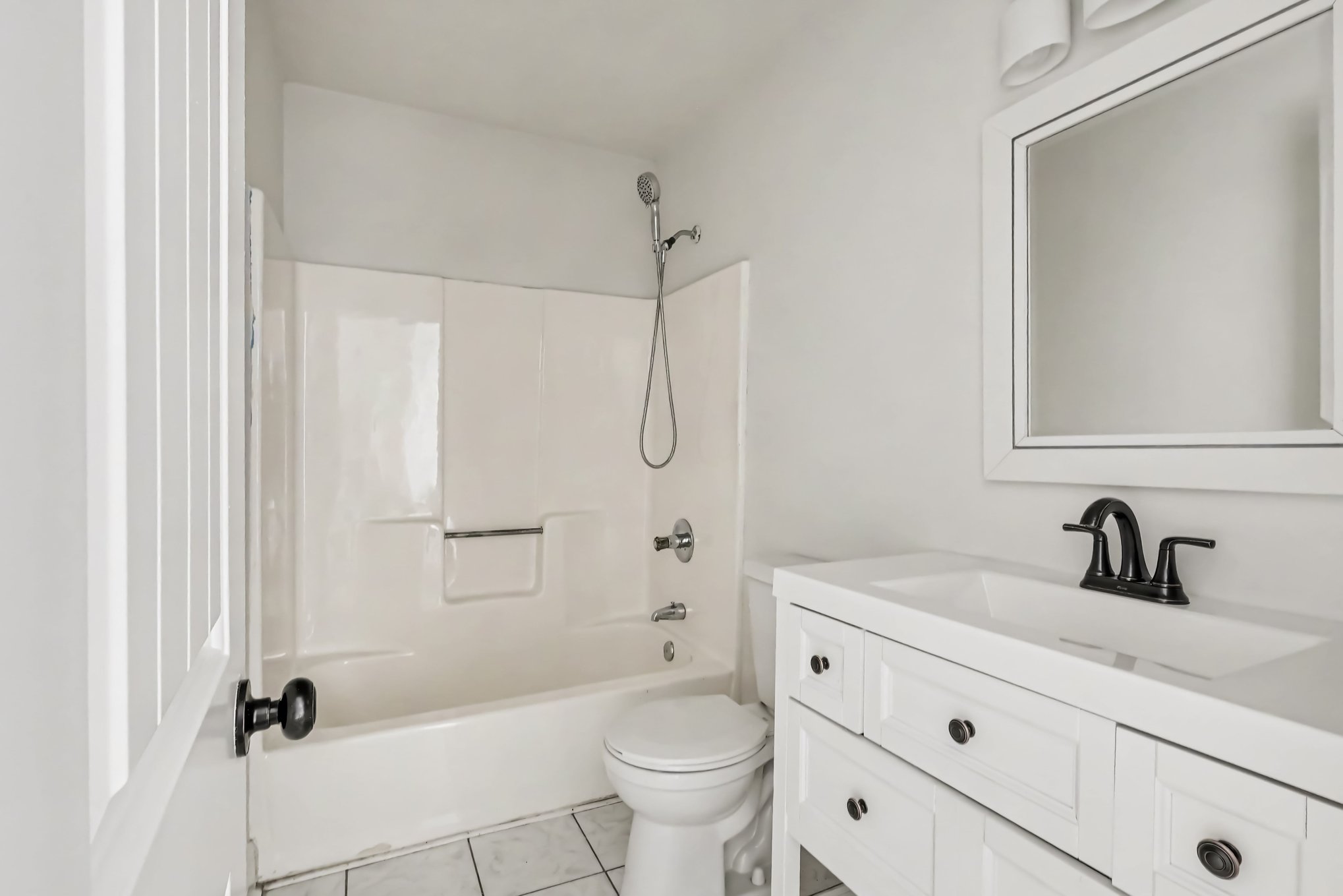 Photo 17 of 22 of 2888 Carrousel Ct, Stone Mountain, GA