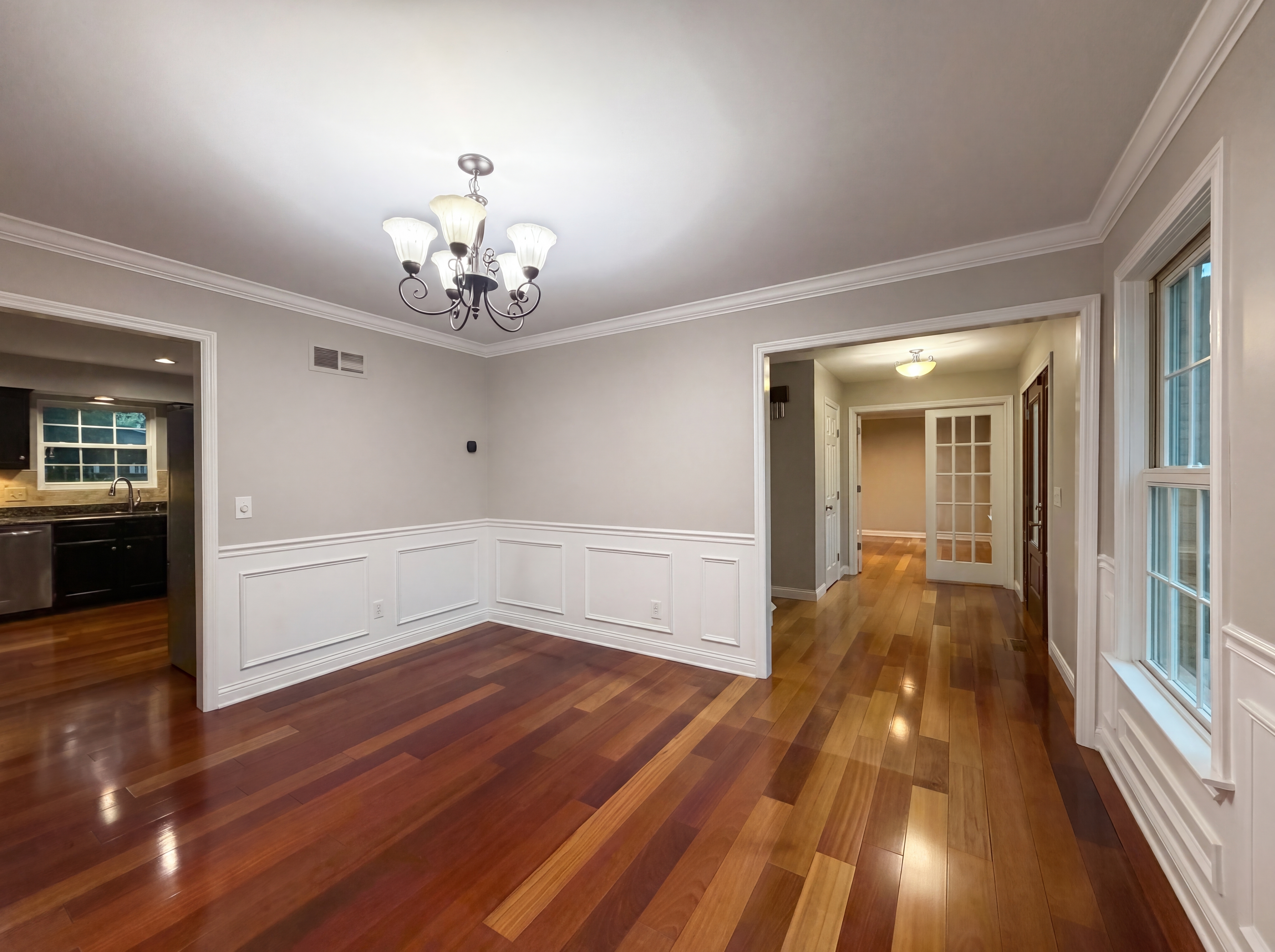Photo 11 of 32 of 12173 Village Woods Dr, Cincinnati, OH