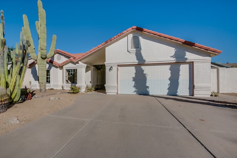 Photo 1 of 38 - 4822 E Hannibal Cir, Mesa, AZ 85205