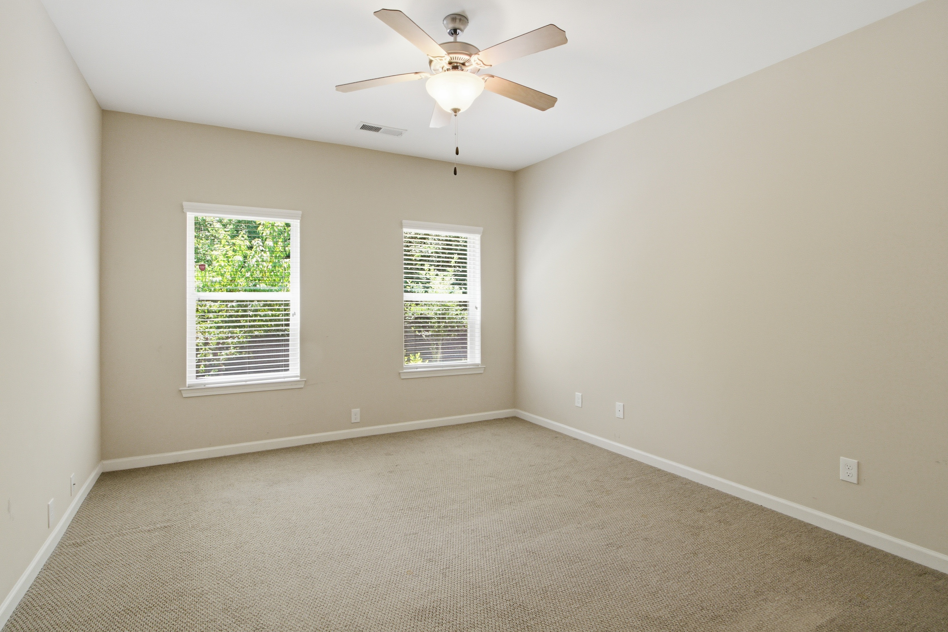 Photo 19 of 37 of 5047 Little Harbor Way, Acworth, GA
