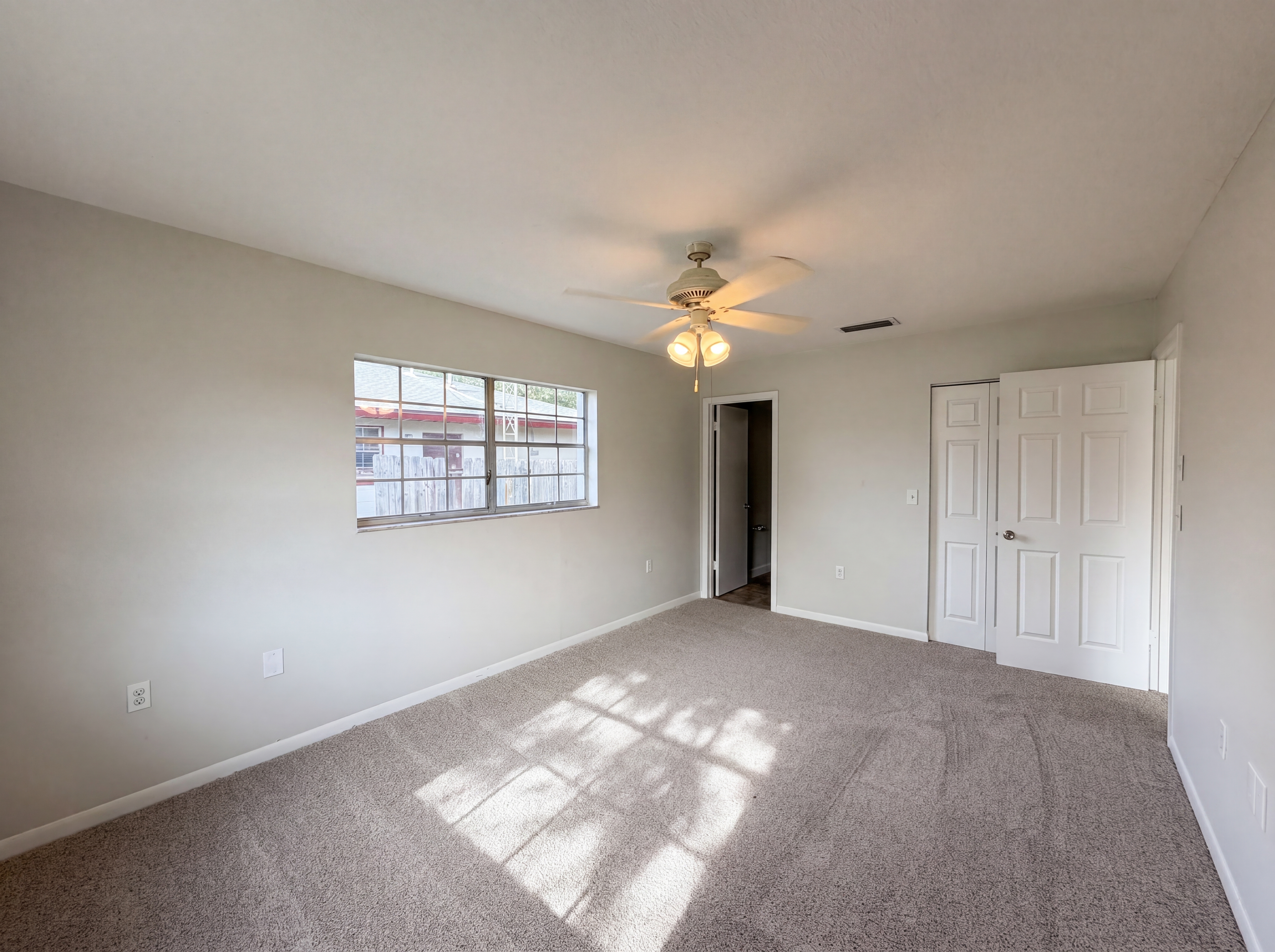 Photo 14 of 22 of 15246 SW 43rd Terrace Rd, Ocala, FL