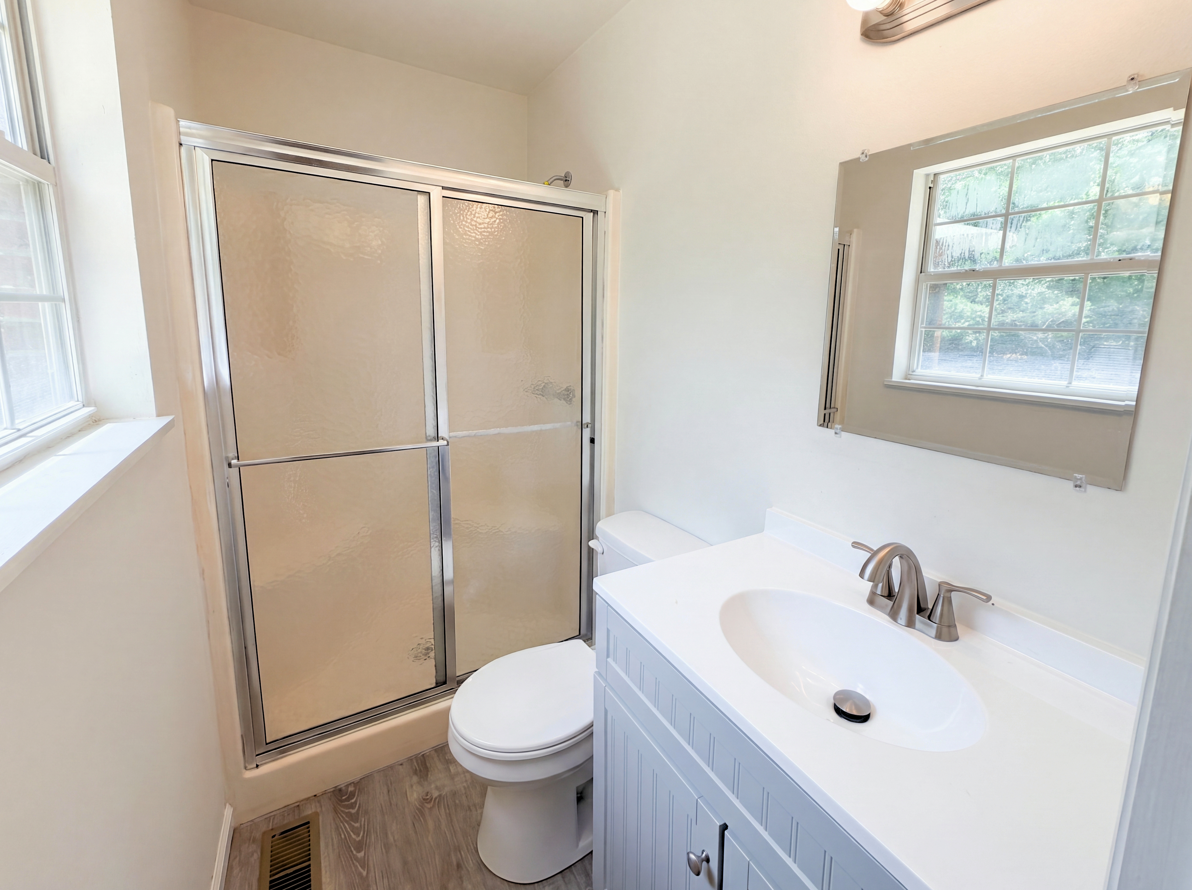 Photo 12 of 22 of 163 Stonewood Dr, West Columbia, SC