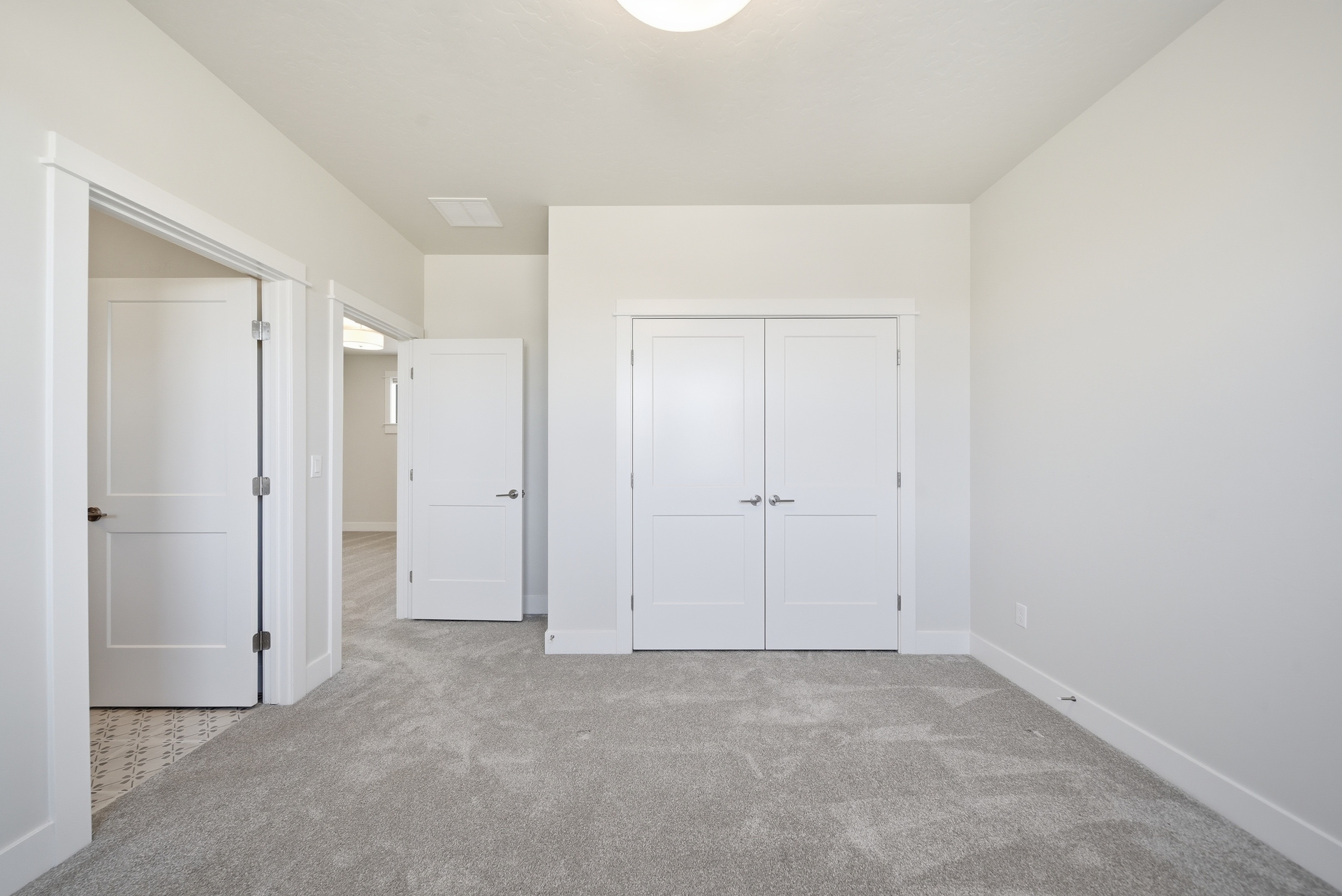 Photo 17 of 45 of 2943 N Sun City Ave, Star, ID