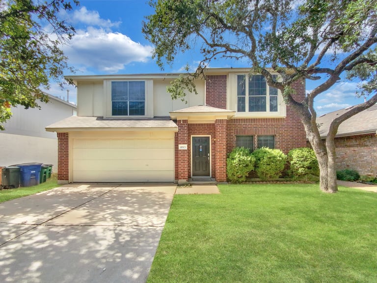 Photo 1 of 28 - 4803 Alta Loma Dr, Austin, TX 78749