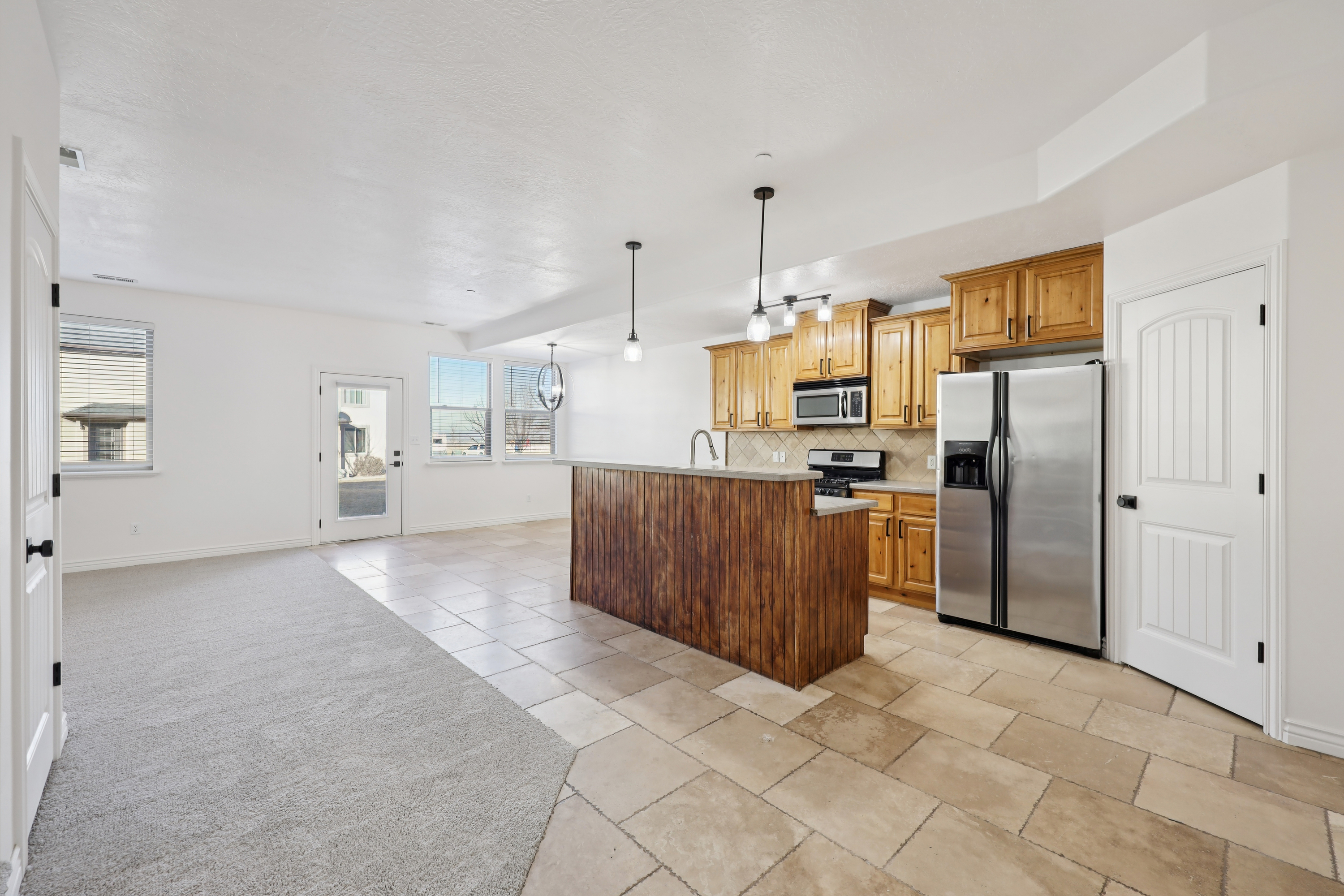 Photo 8 of 39 of 625 N 220 E, Salem, UT