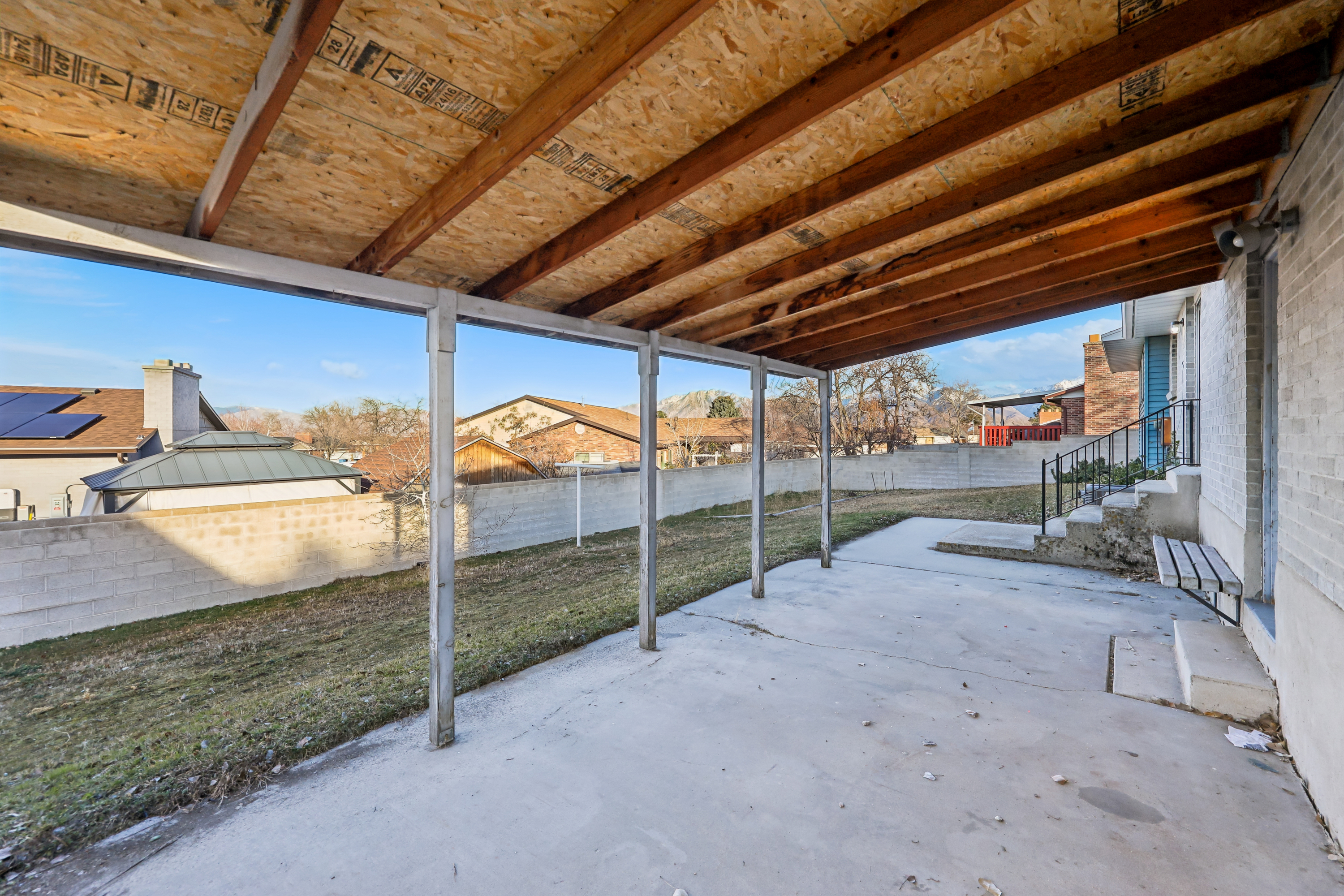 Photo 37 of 40 of 3020 W Rosa Vista Dr, Taylorsville, UT